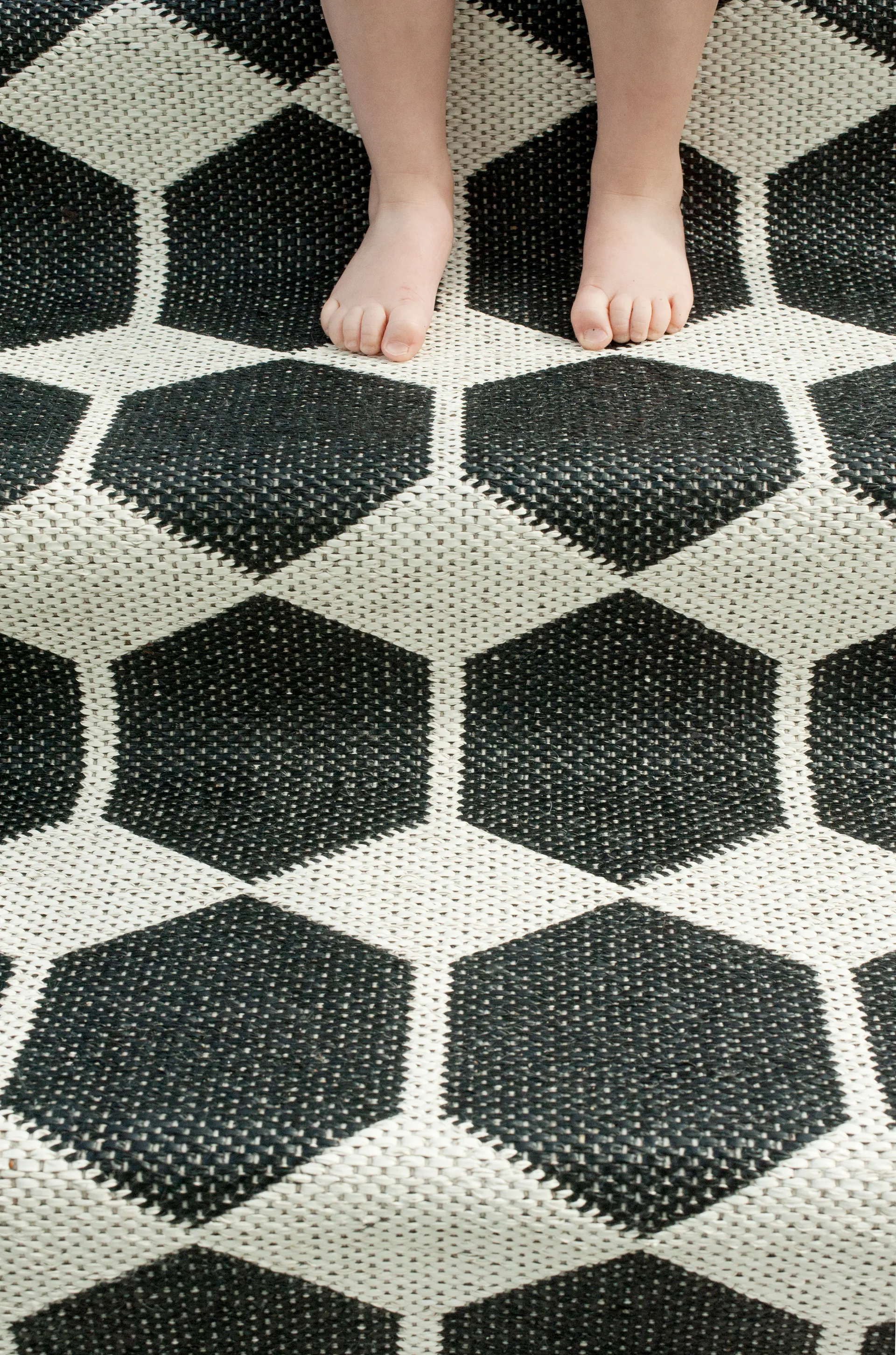 Anna vloerkleed blauw, 70 x 200 cm. Brita Sweden