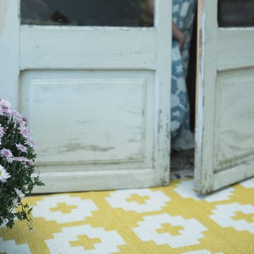 Flower vloerkleed sun (geel) - 70 x 100 cm. - Brita Sweden