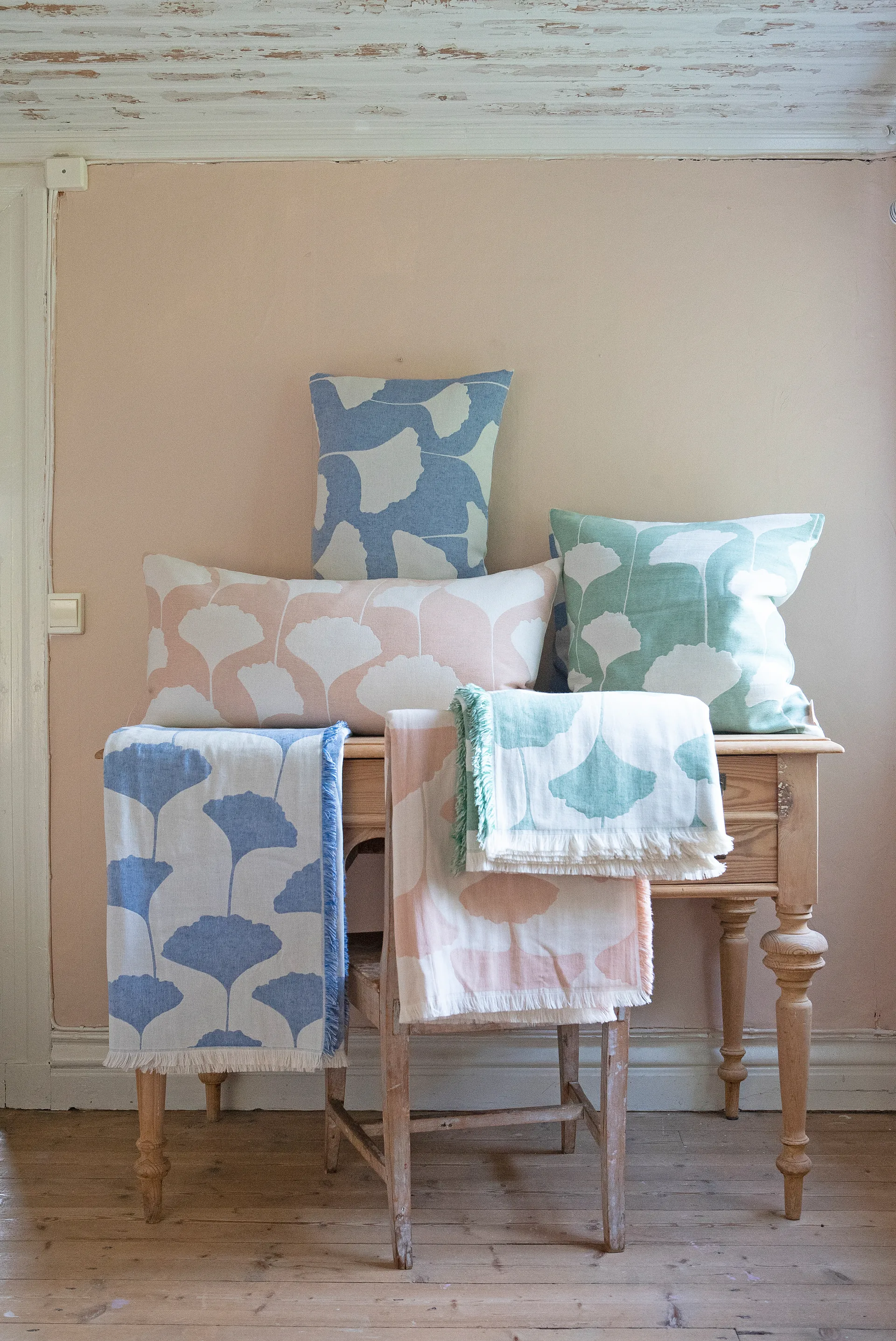 Ginko katoenen plaid 130x170 cm, Roze-wit (Agate) Brita Sweden