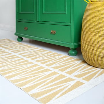 Helmi vloerkleed geel - 70 x 150 cm. - Brita Sweden