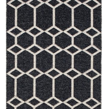 Ingrid vloerkleed zwart - 70 x 250 cm. - Brita Sweden