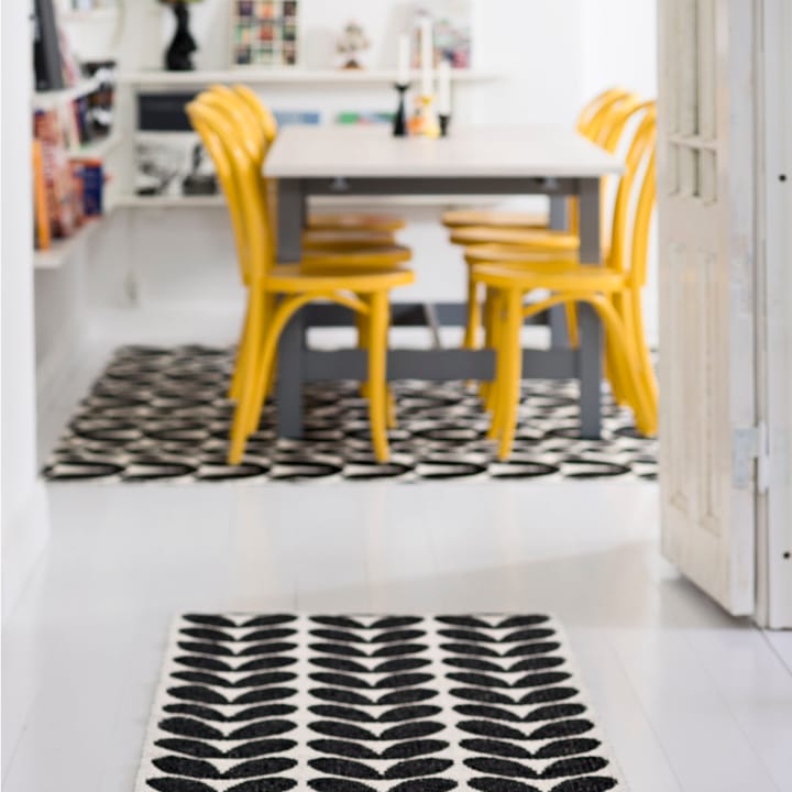 Karin vloerkleed grijs, 70 x 300 cm. Brita Sweden