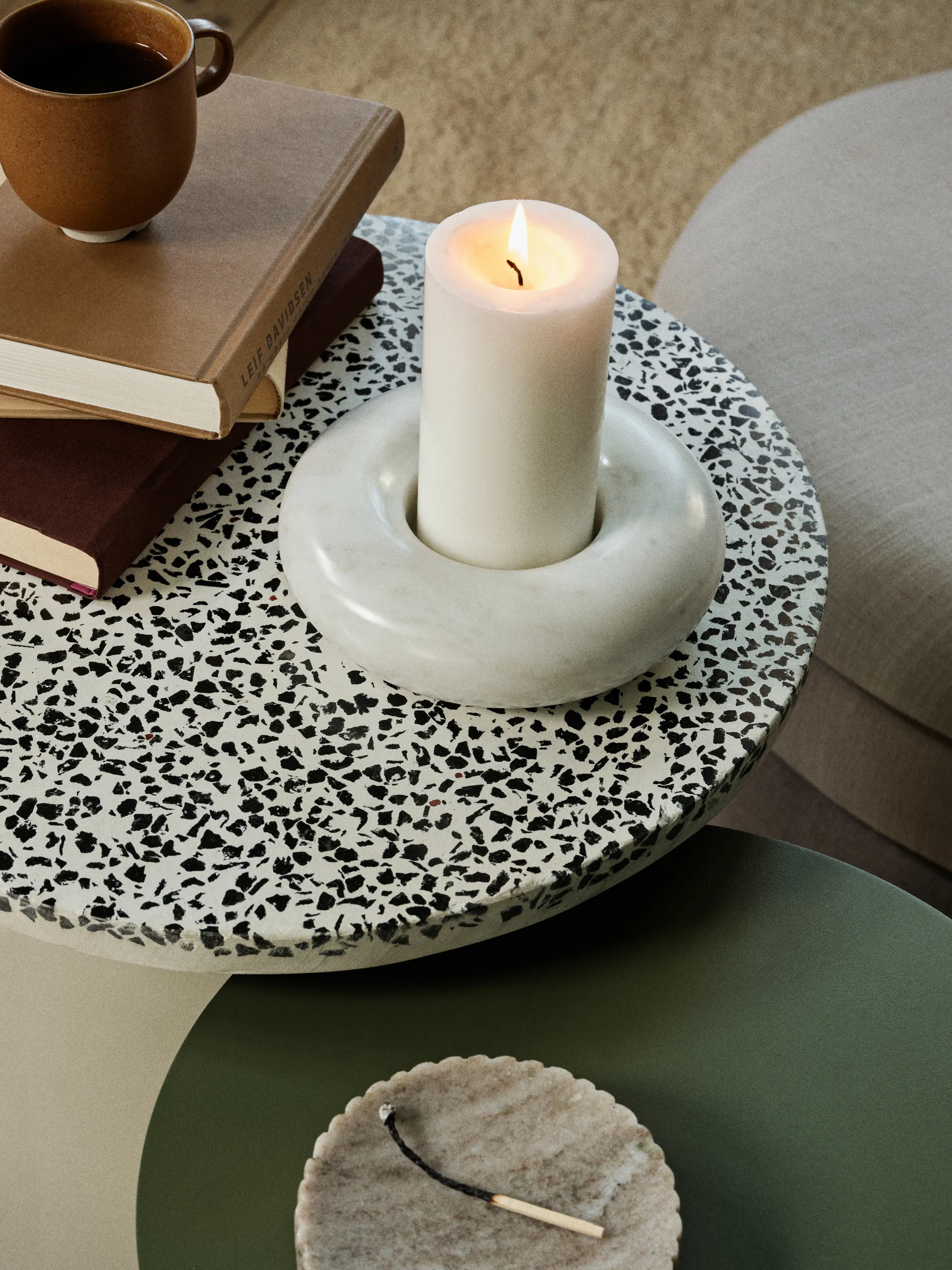 Agari bijzettafel Ø45x45 cm, Rainy day grey-black Broste Copenhagen