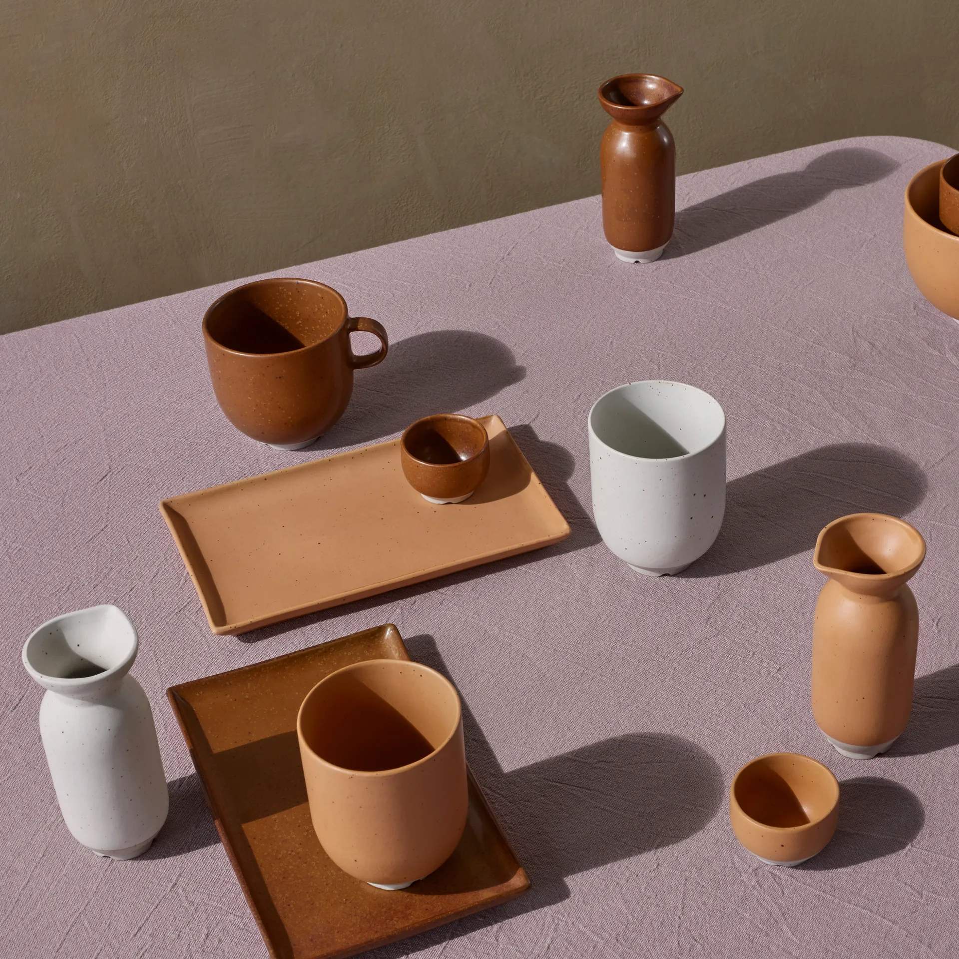 Eli bord 17,6x20 cm, Matte light camel Broste Copenhagen