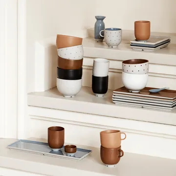 Eli mok 20 cl - Matte soft light grey dots - Broste Copenhagen