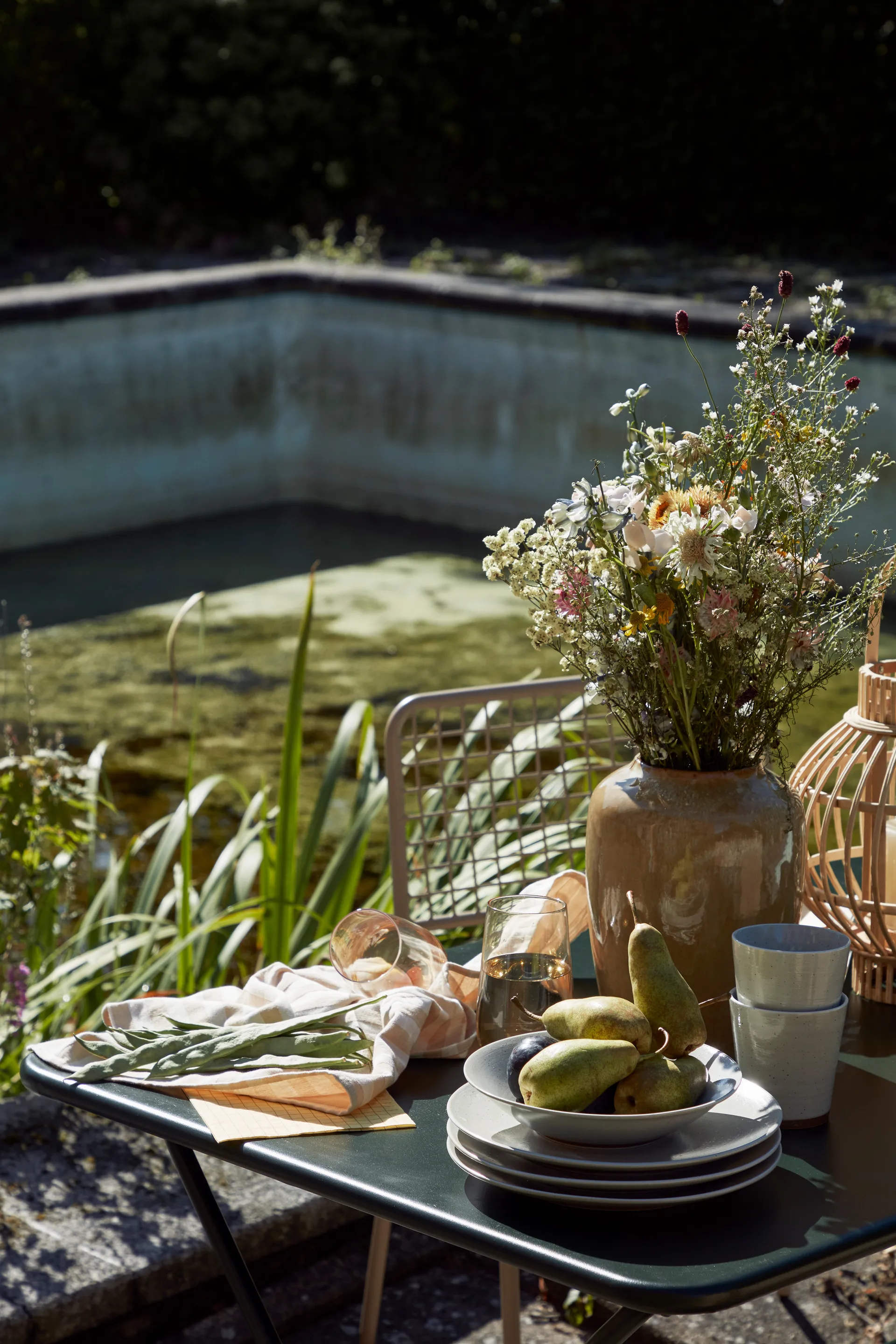 Grød dinerbord Ø26 cm, Sand Broste Copenhagen