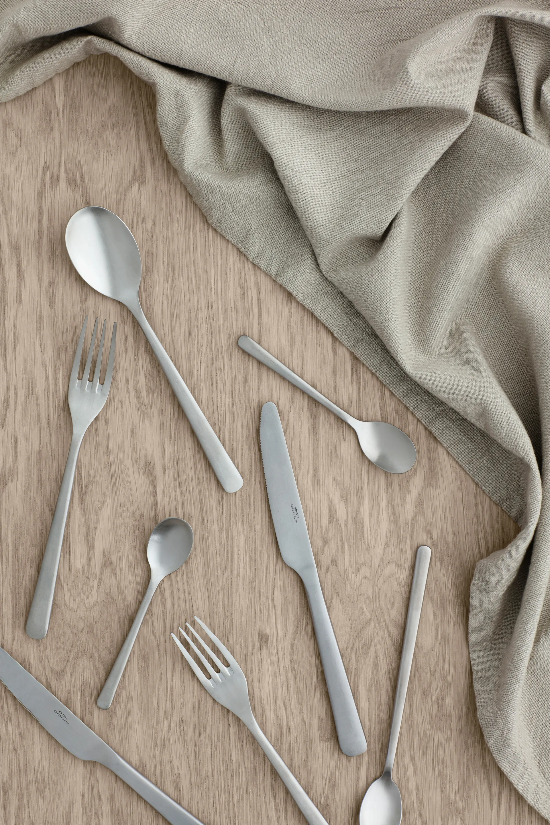 Hune bestek 16-delig, Brushed satin Broste Copenhagen