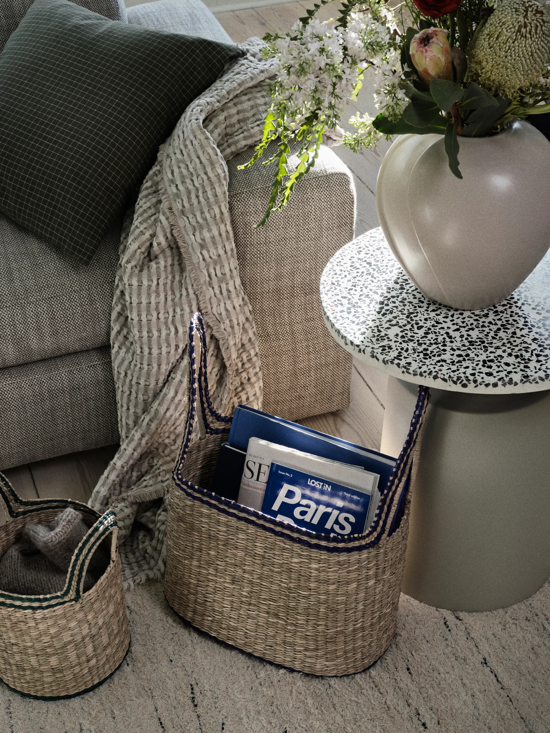 Leda vaas Ø25x25 cm, Grey sand Broste Copenhagen