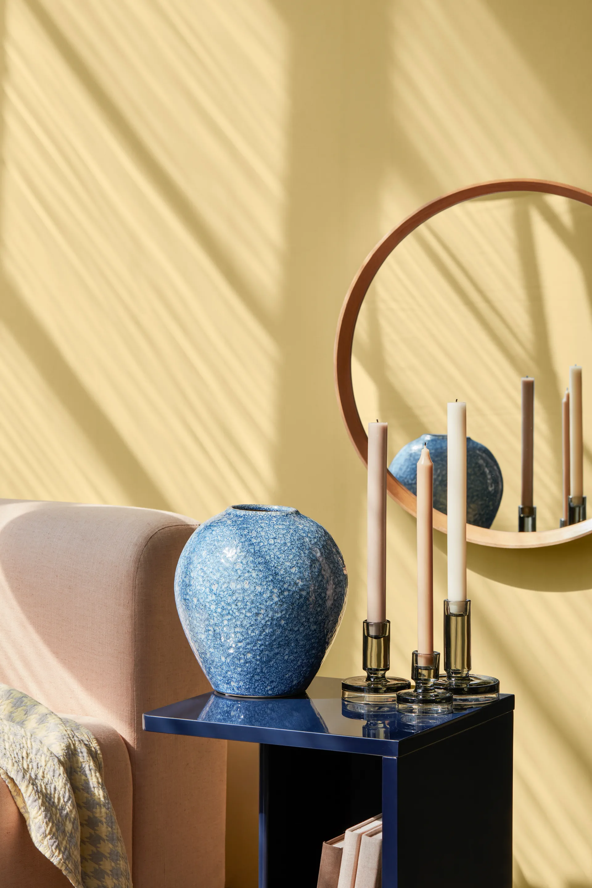 Petra kandelaar smoked pearl dark grey, 14 cm Broste Copenhagen