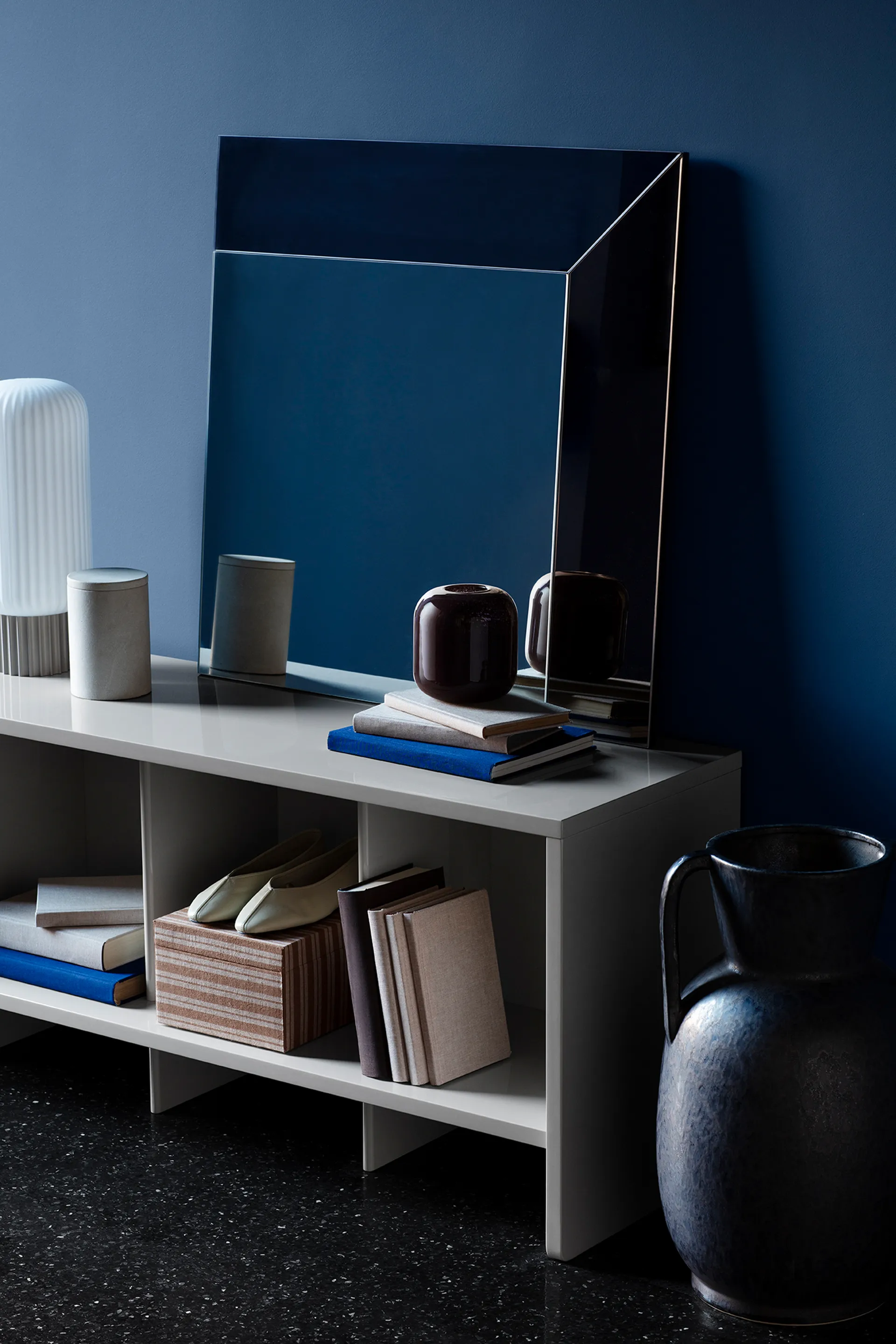 Simi vaas 52 cm, Antique grey-black Broste Copenhagen