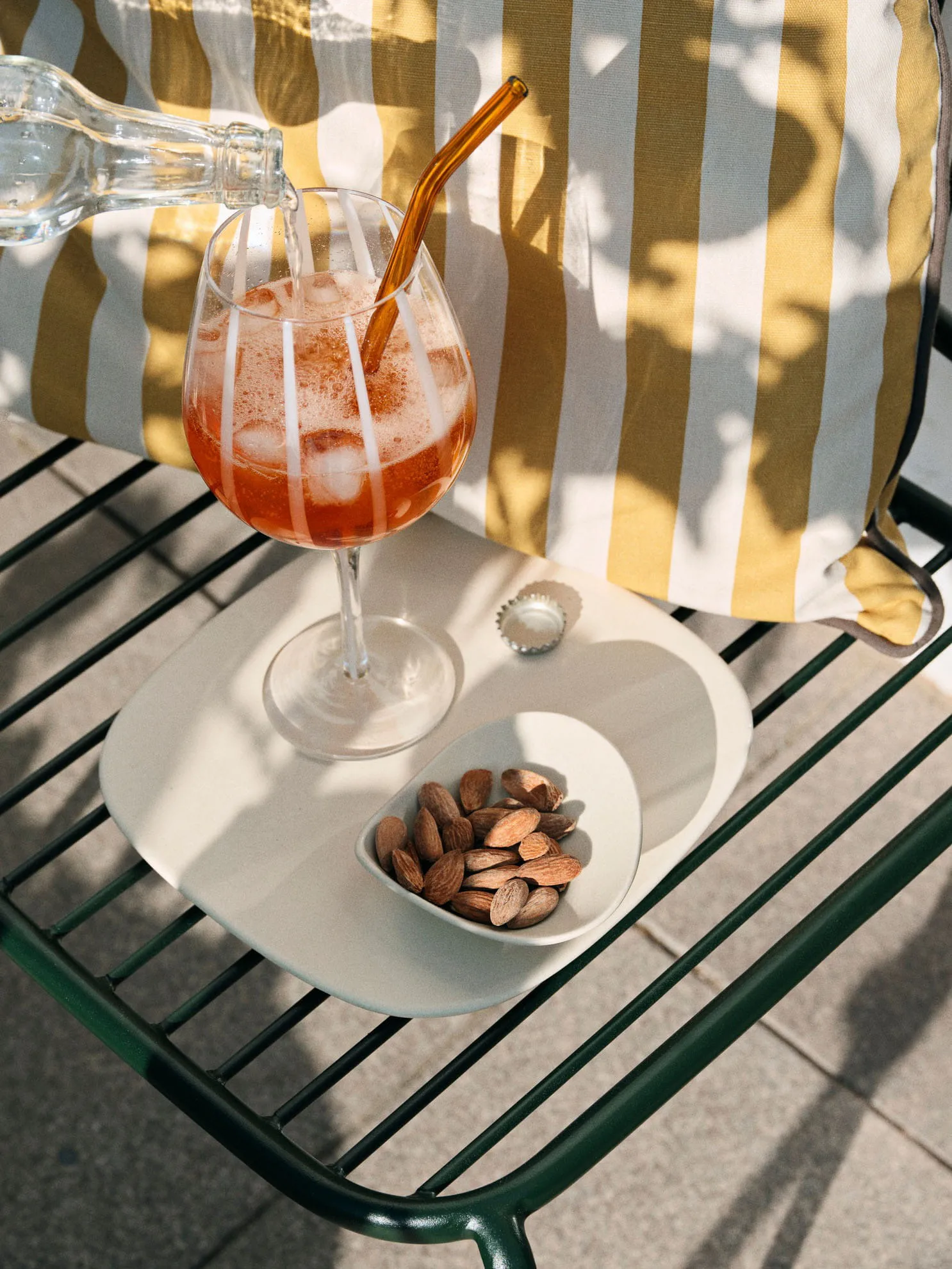 Stripe rodewijnglas 65 cl, Clear-white stripes Broste Copenhagen