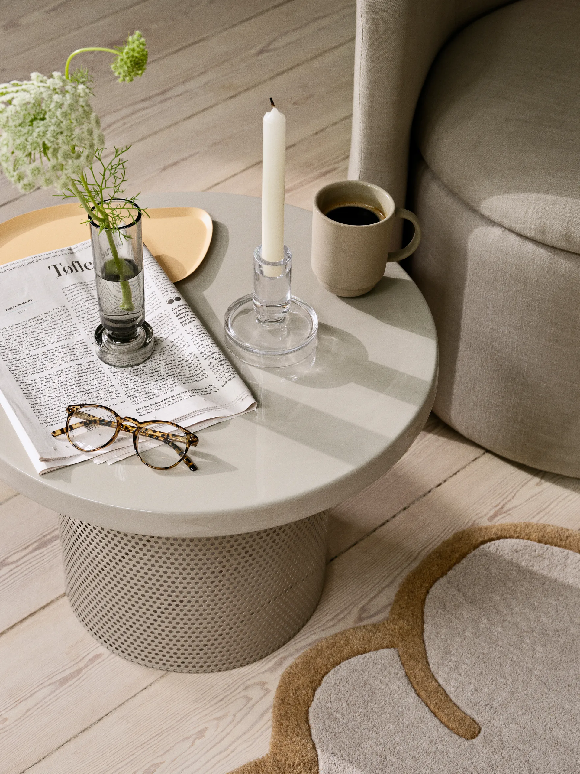 Tulina tafel Ø50x36 cm, Off white Broste Copenhagen