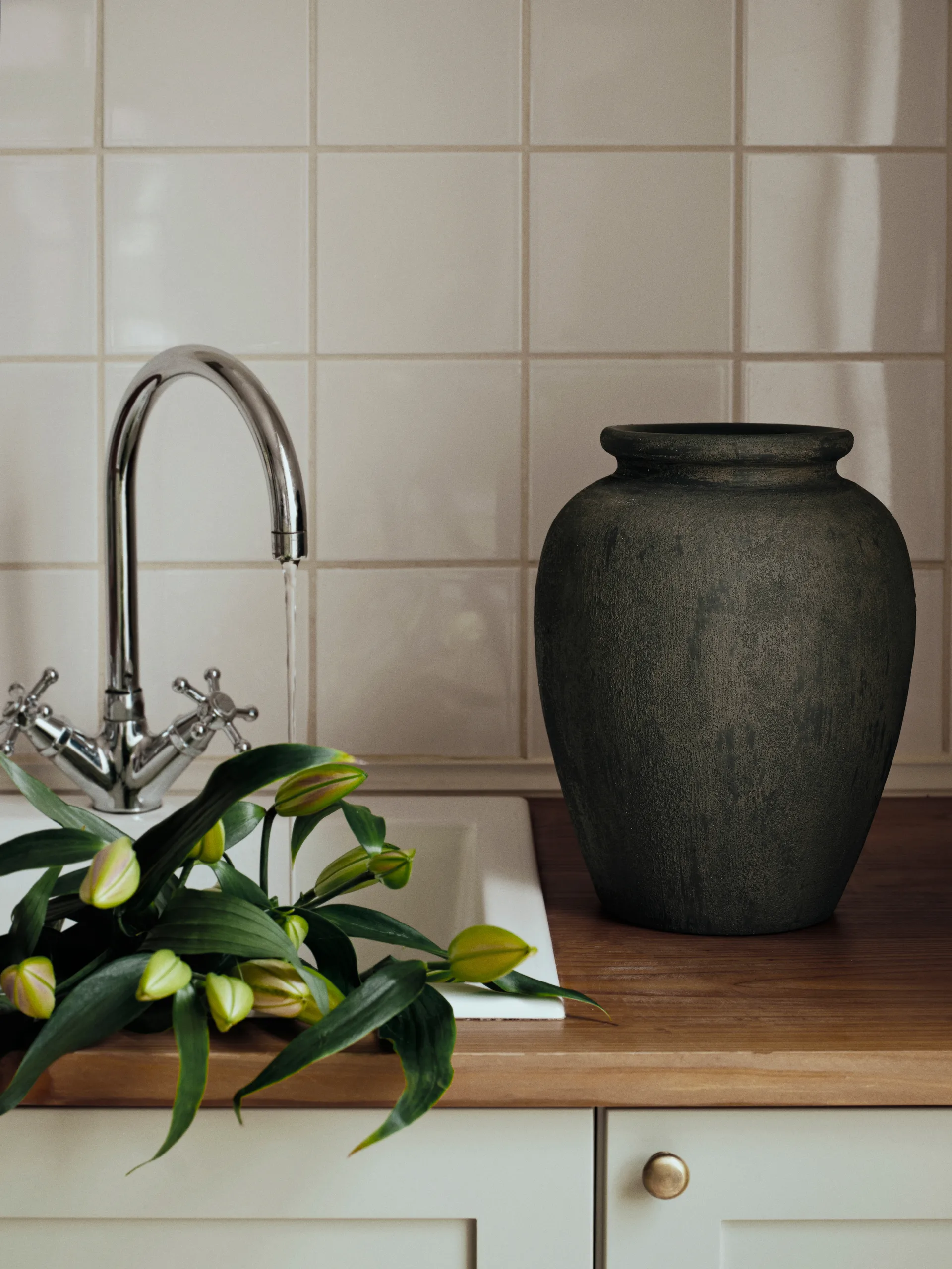 Uma vaas, Rustic dark brown, 30 cm Broste Copenhagen