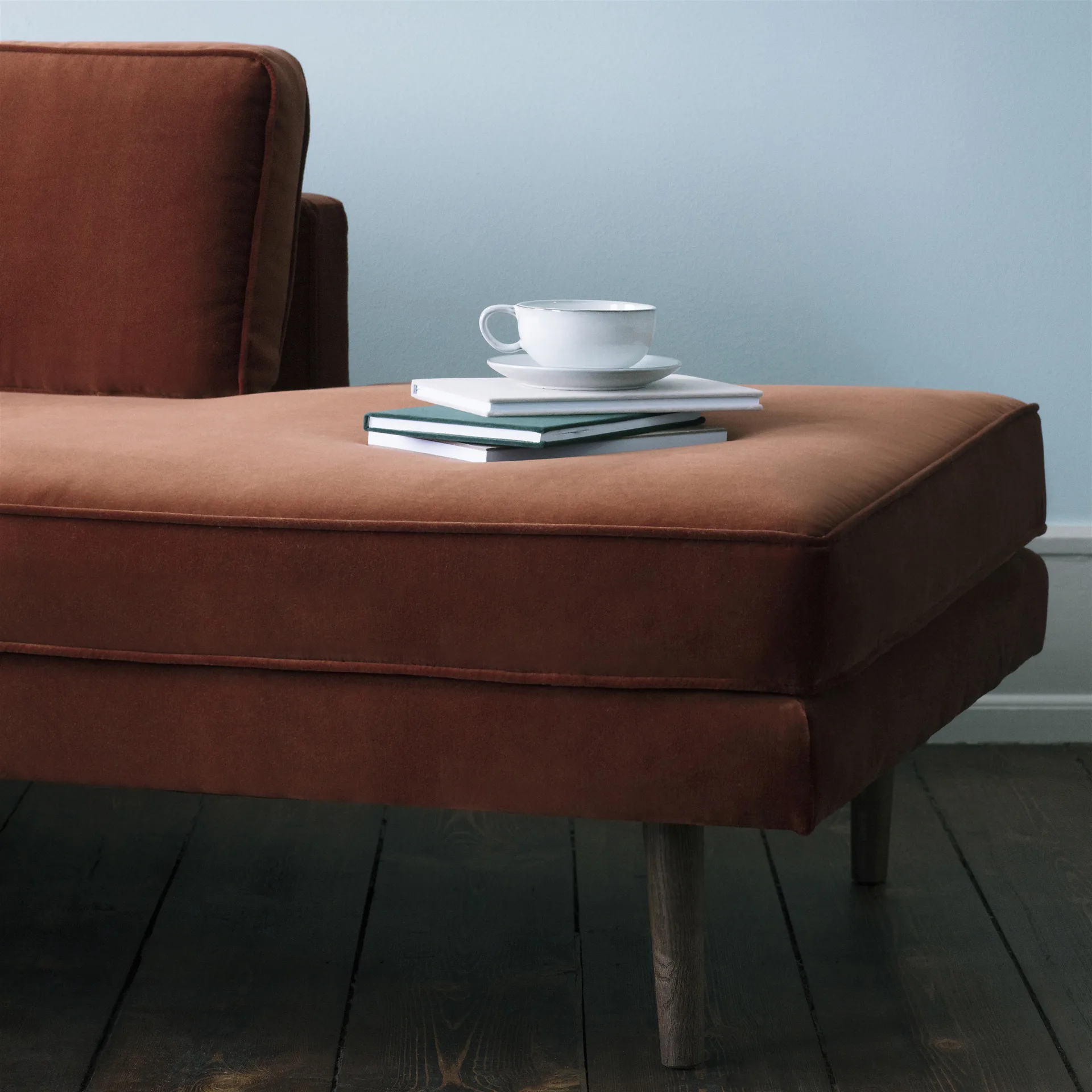 Wind chaise longue, caramel cafe (rood) Broste Copenhagen