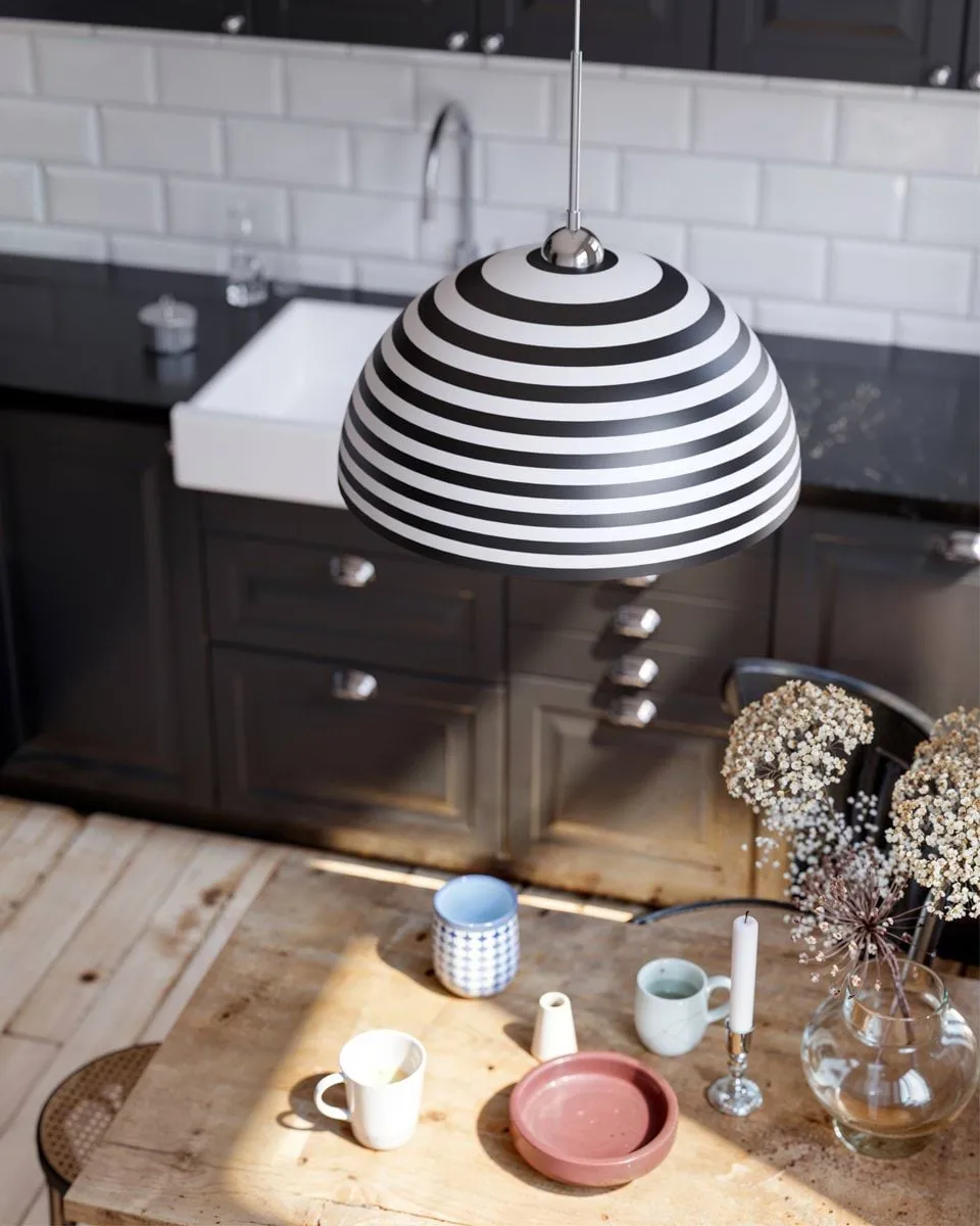 Stripe plafondlamp, Zwart-wit, Ø45 cm By Rydéns