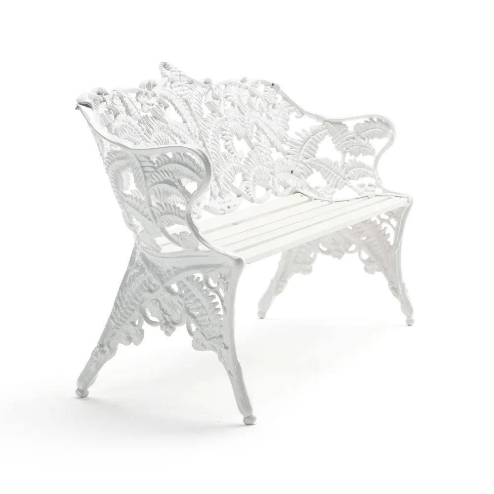 Classic bank, Wit gelakt sparrenhout, wit frame Byarums bruk