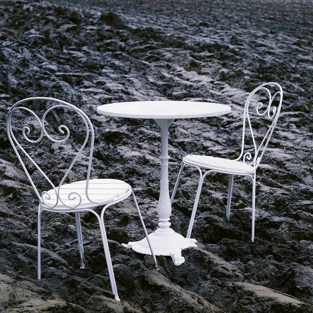 Classic bijzettafel, Marmer wit, ruw aluminium frame Byarums bruk