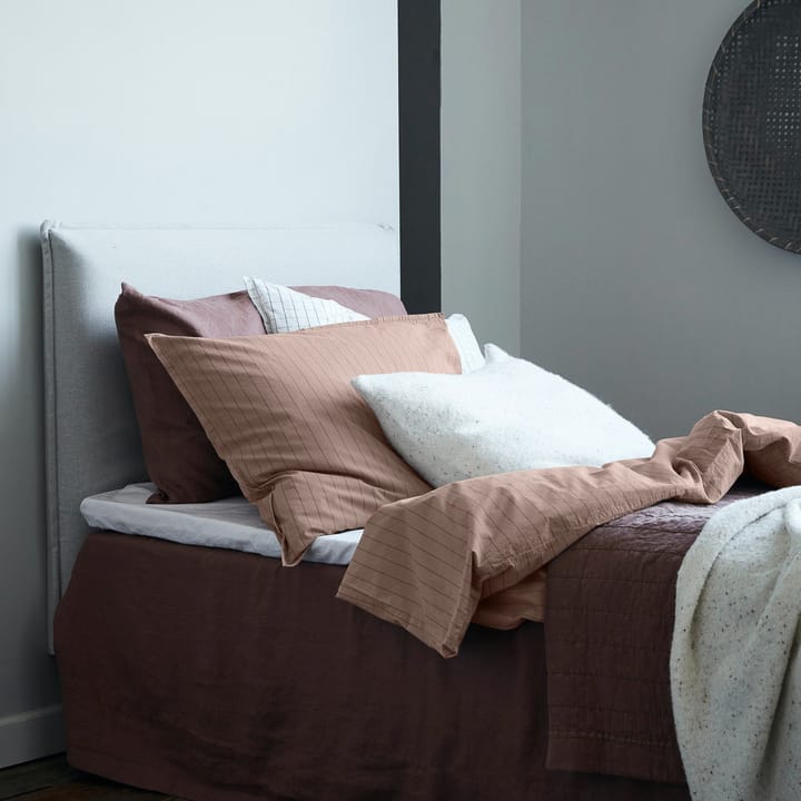 Dagny beddengoedset, Straw-bark byNORD
