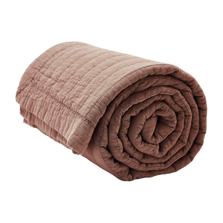 Magnhild gewatteerd bedsprei 160x280 cm - Berry - ByNORD