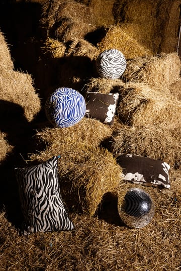 Anima kussen Ø35 cm - Zebra-zwart - Byon