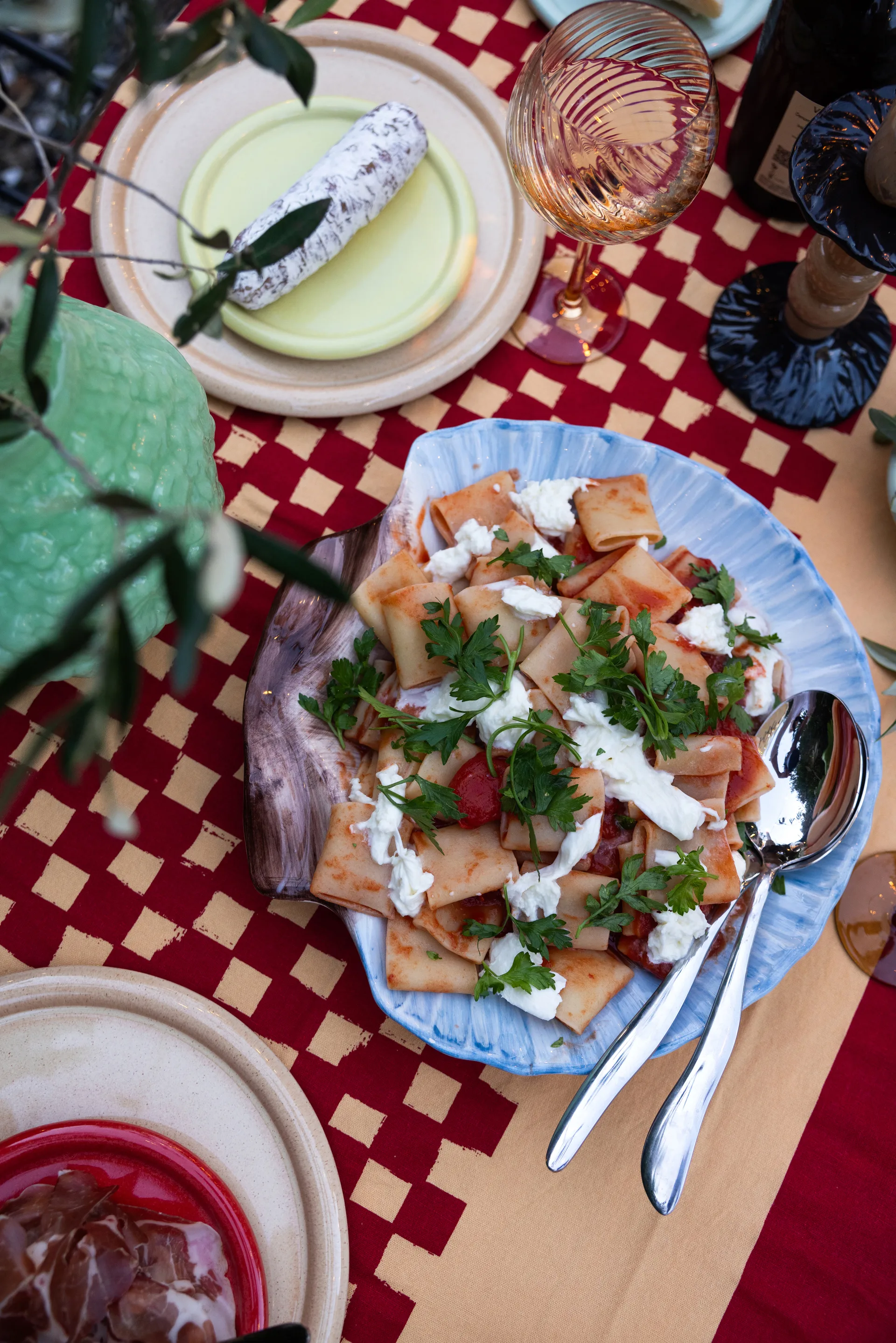 Armona serveerschaal 32x32,5 cm, Lichtblauw Byon