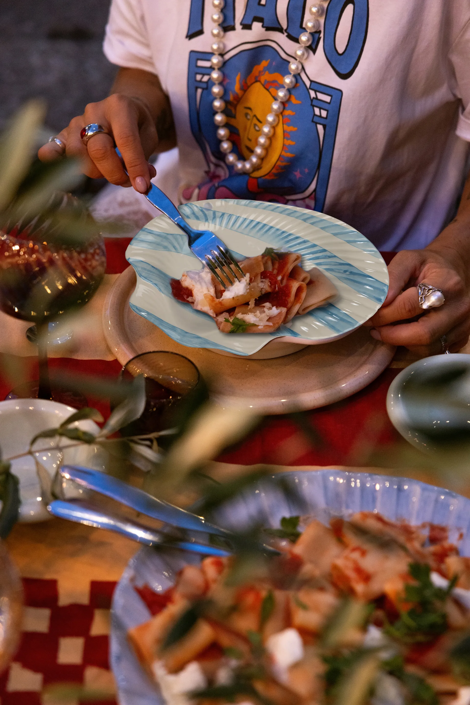 Armona Stripe bord 23,5x23,5 cm, Lichtblauw-wit Byon