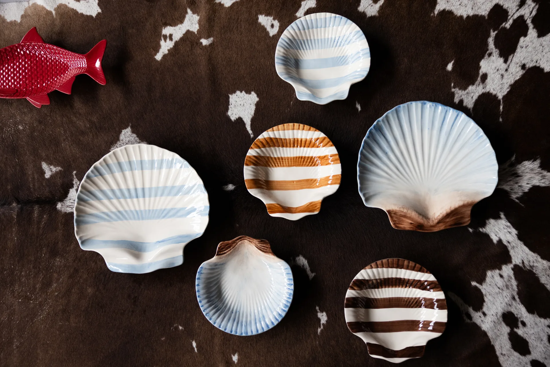 Armona Stripe bord 23,5x23,5 cm, Lichtbruin-wit Byon