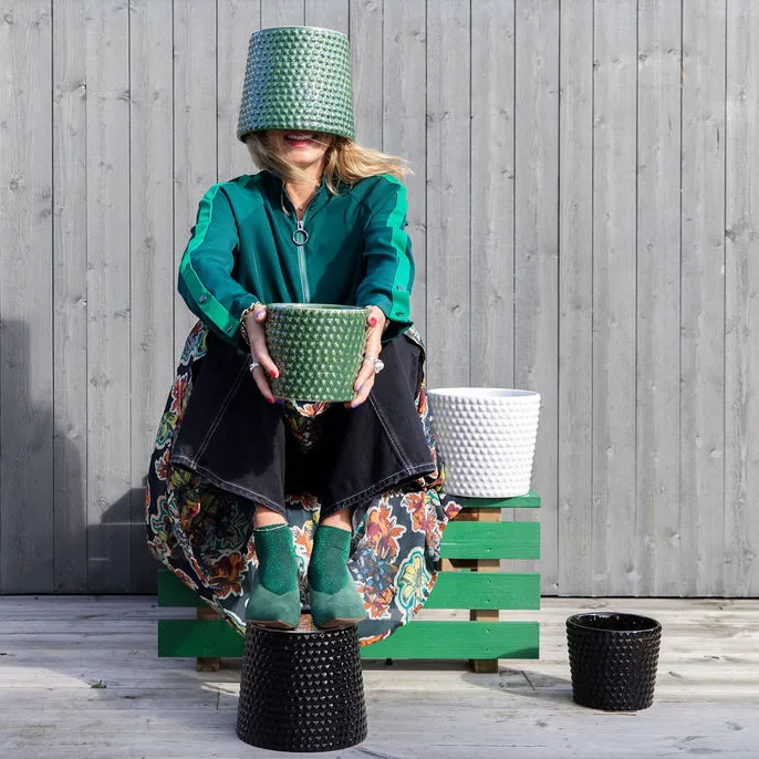 Corinne pot S Ø16.5 cm, Zwart Byon