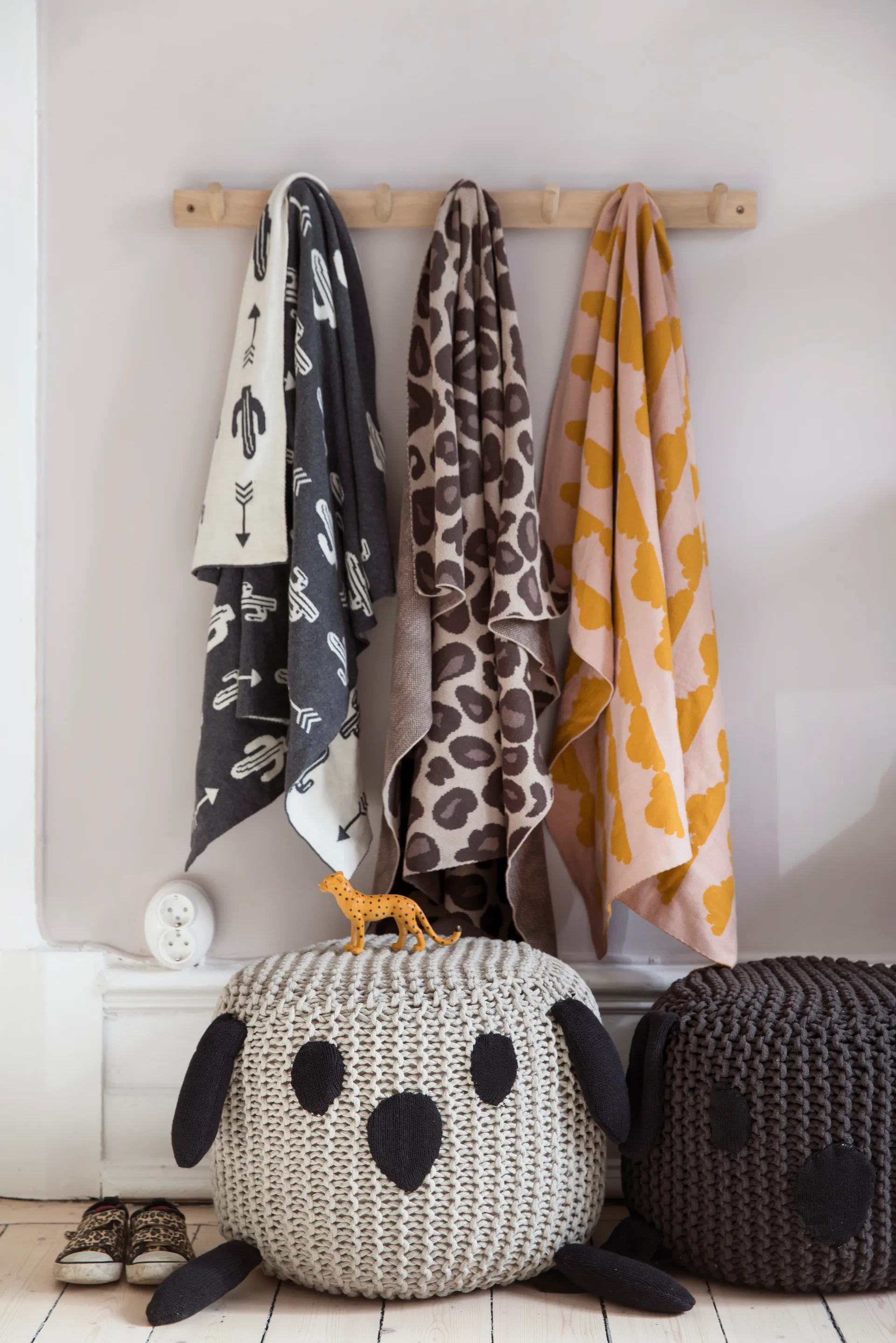 Else kledinghanger natuur, 7 knoppen Byon