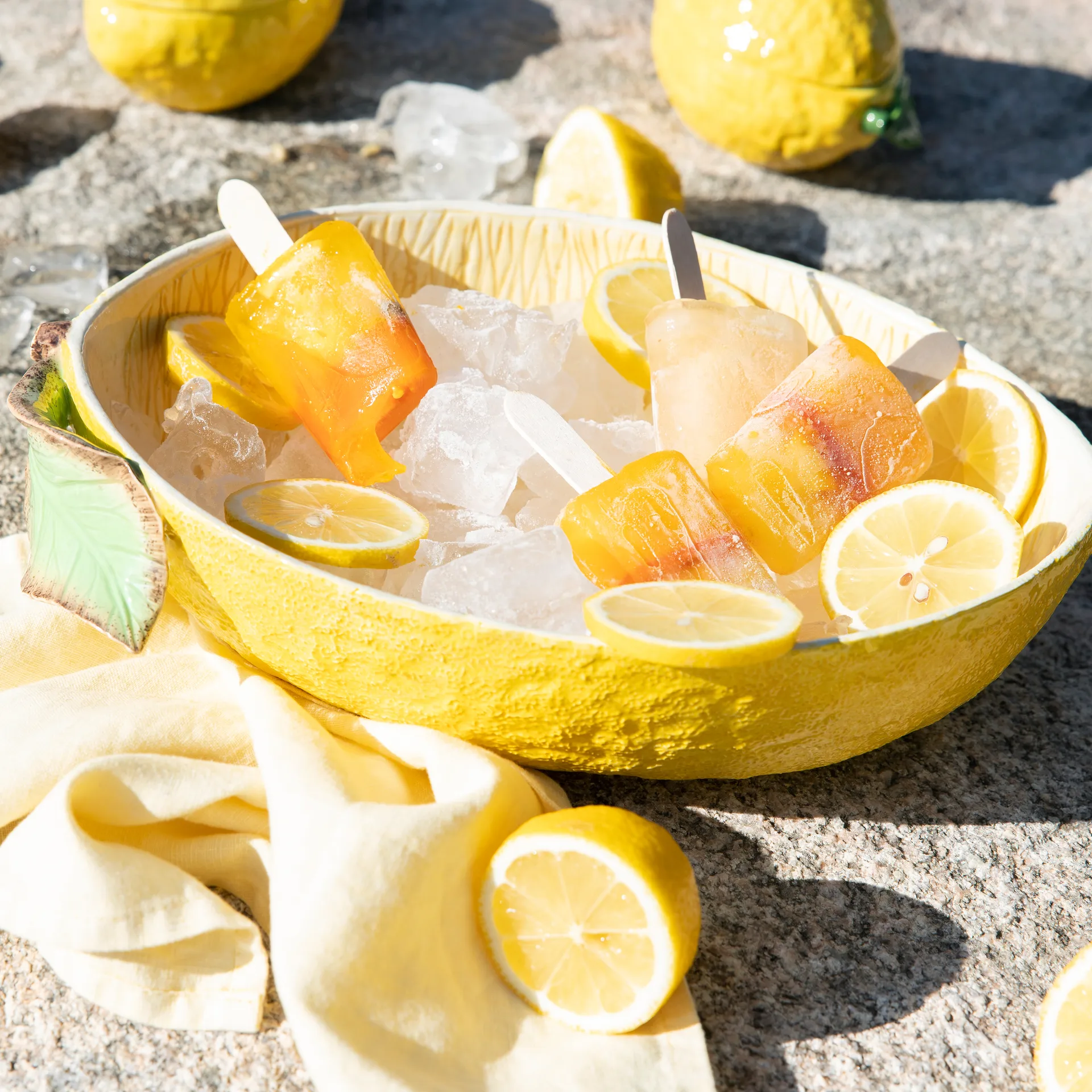 Lemon schaal 32 cm, Geel Byon