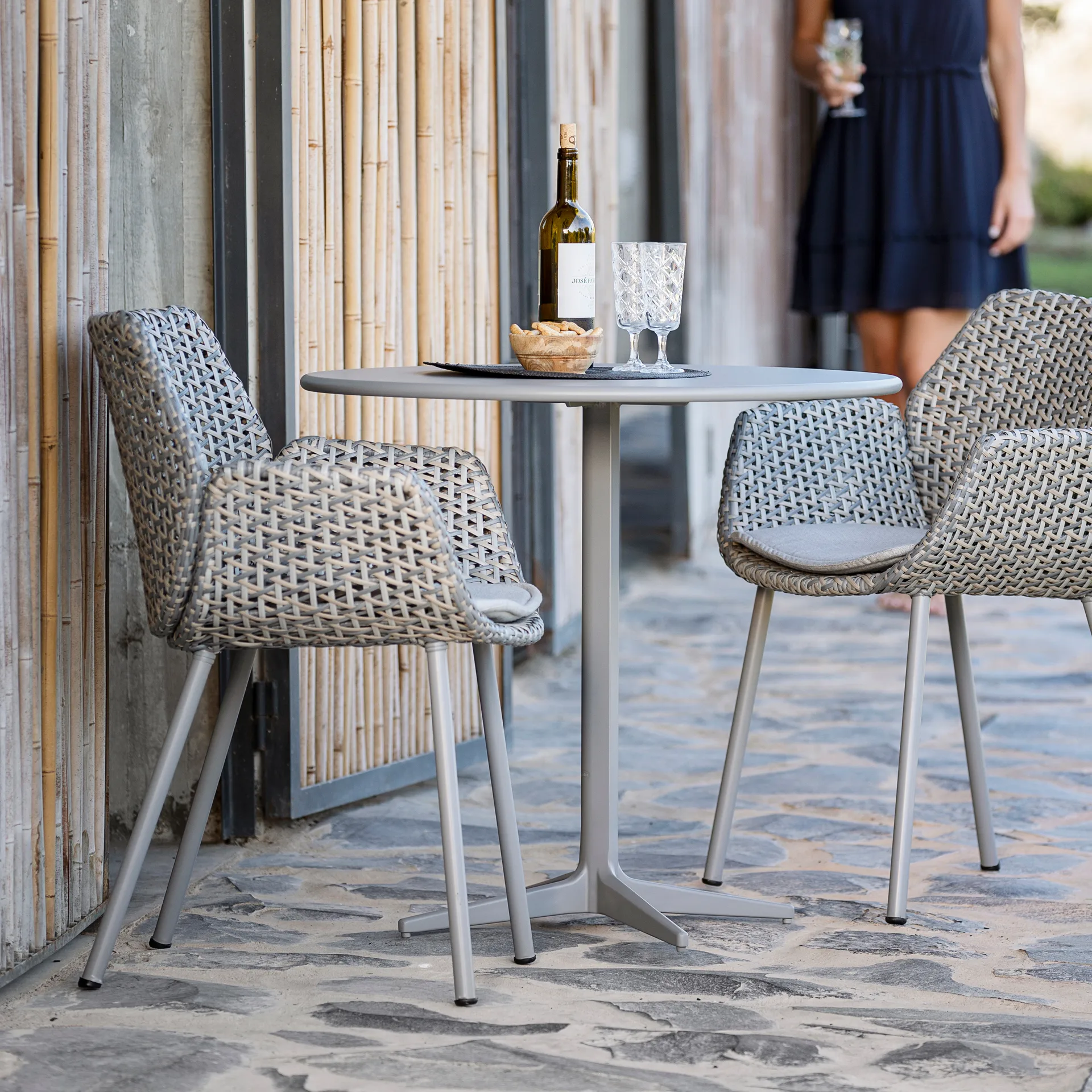 Drop tafel Ø80 cm, Light grey-light grey Cane-line