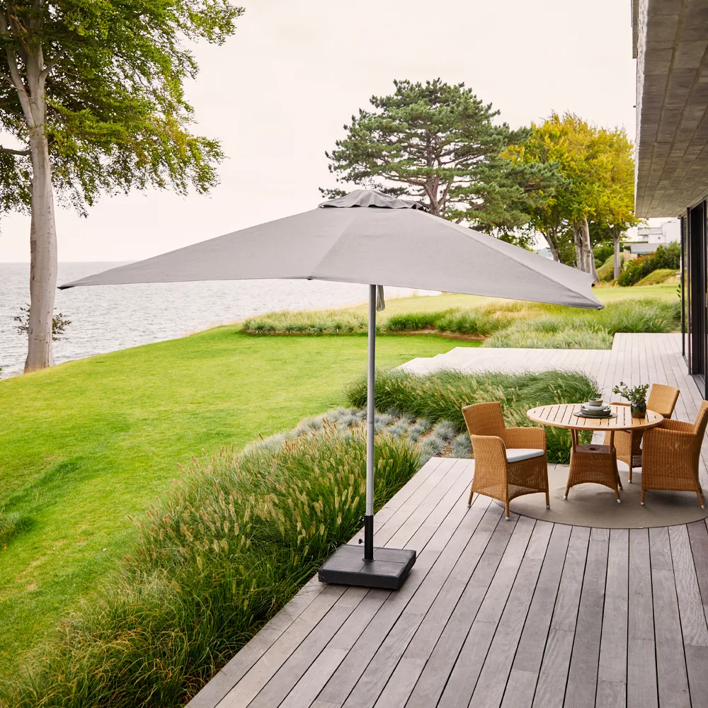 Shadow parasol, Dusty white, 300x300cm Cane-line