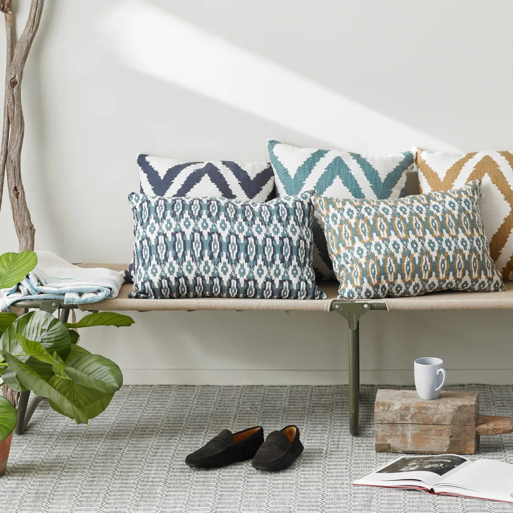 Diamond kussen, heaven blue/offwhite Chhatwal & Jonsson