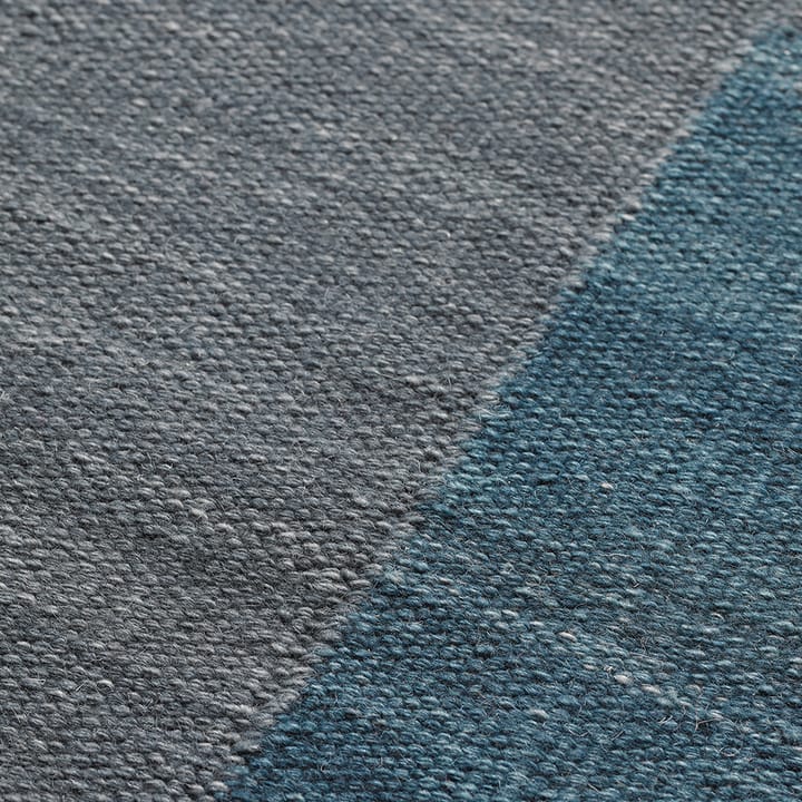 Ganga wollen vloerkleed 170x240 cm - Greyish blue-dark blue - Chhatwal & Jonsson