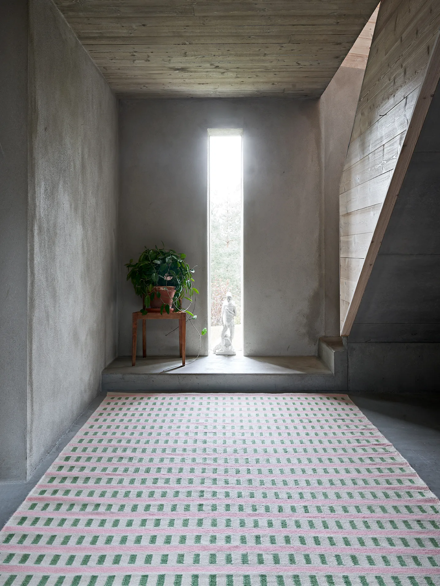 Ladakh wollen mat, Offwhite-green-pink, 230x320cm Chhatwal & Jonsson