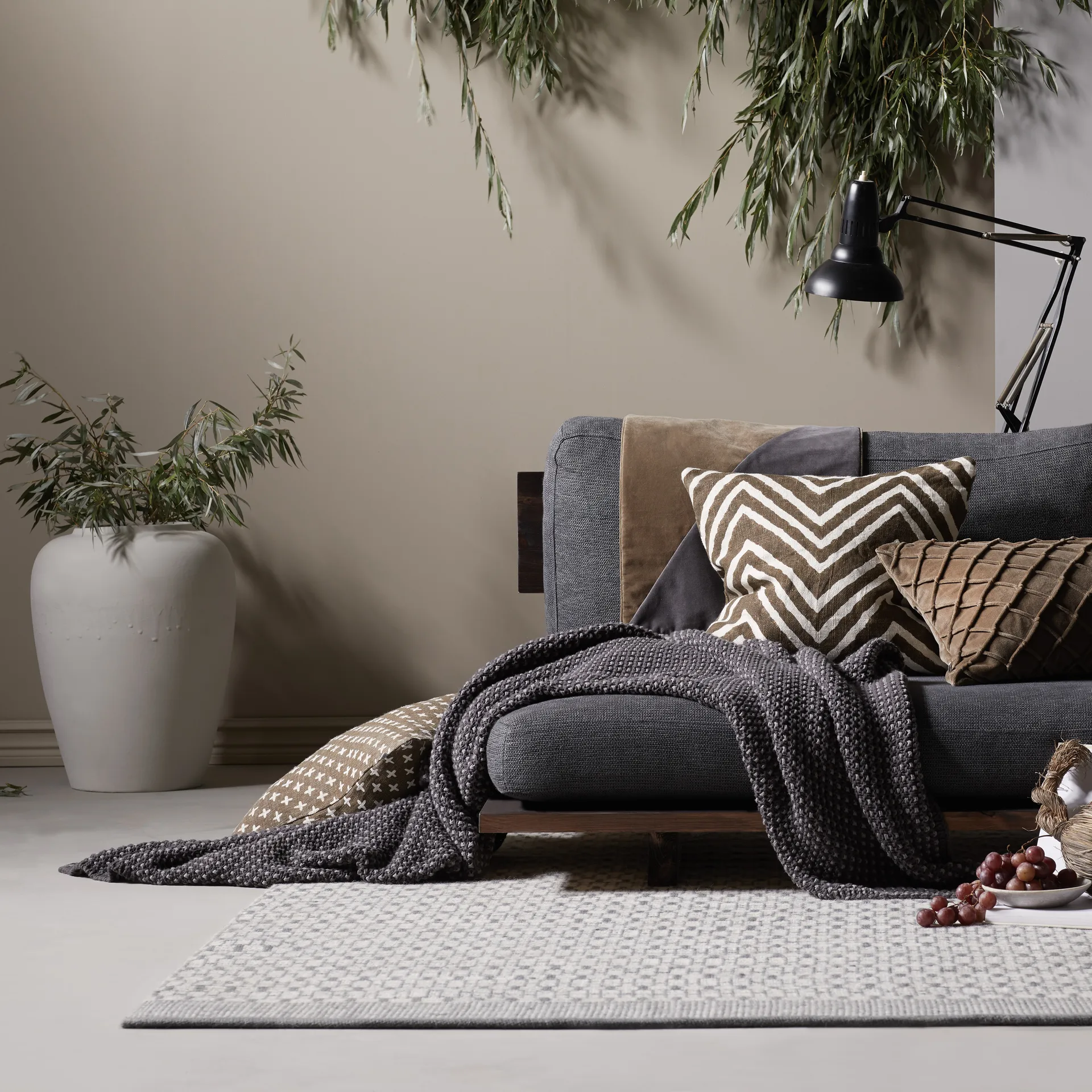 Mahi vloerkleed 200x300 cm, Gebroken wit-grijs Chhatwal & Jonsson