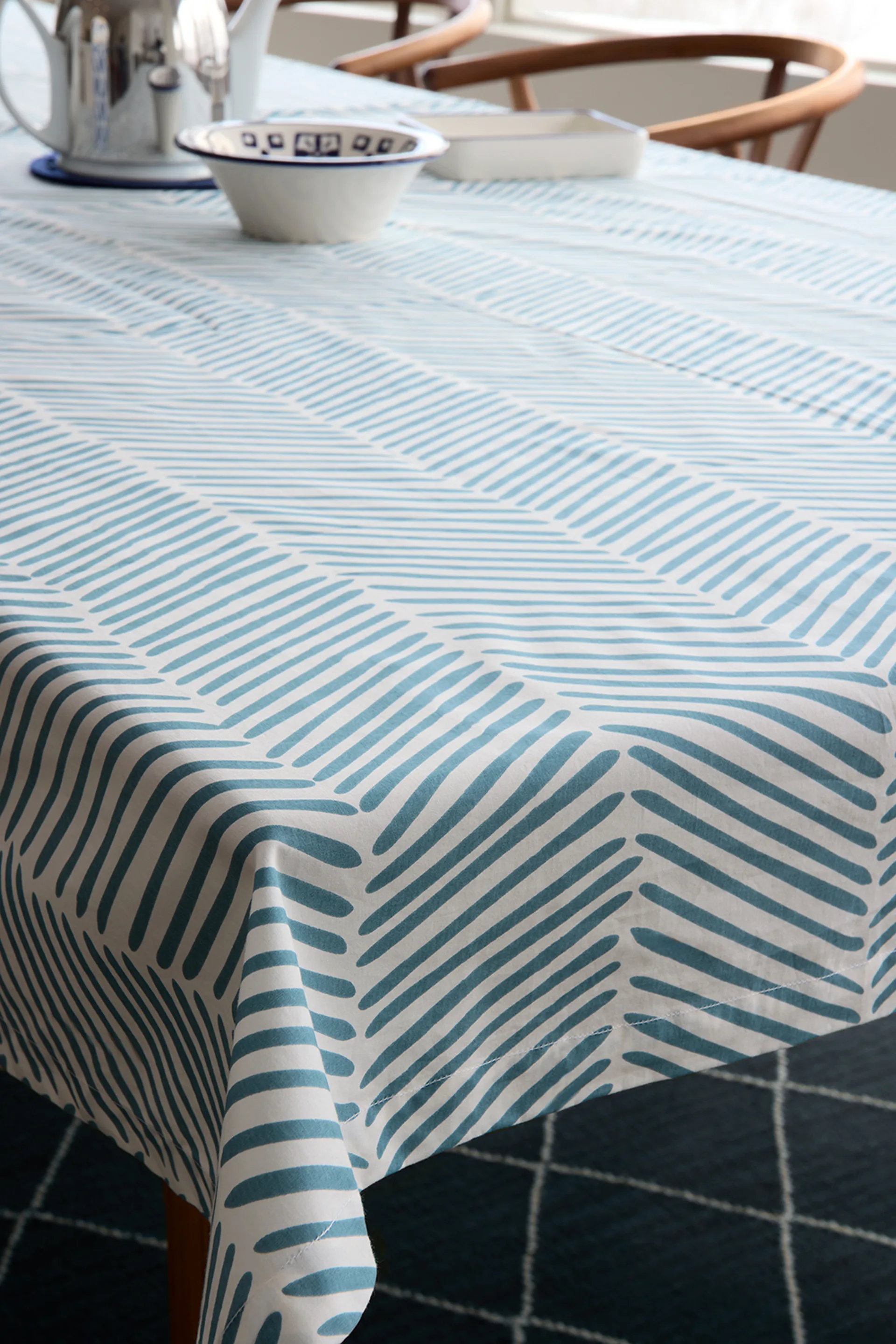 Rama tafelkleed 150x250 cm, Heaven blue Chhatwal & Jonsson