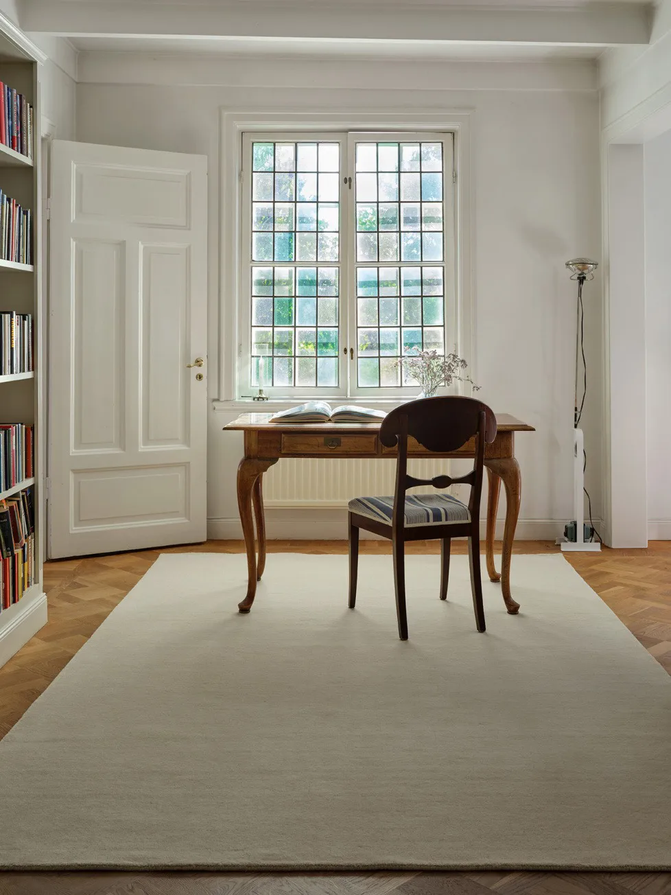 Sana wollen vloerkleed, Off white, 250x350 cm Chhatwal & Jonsson