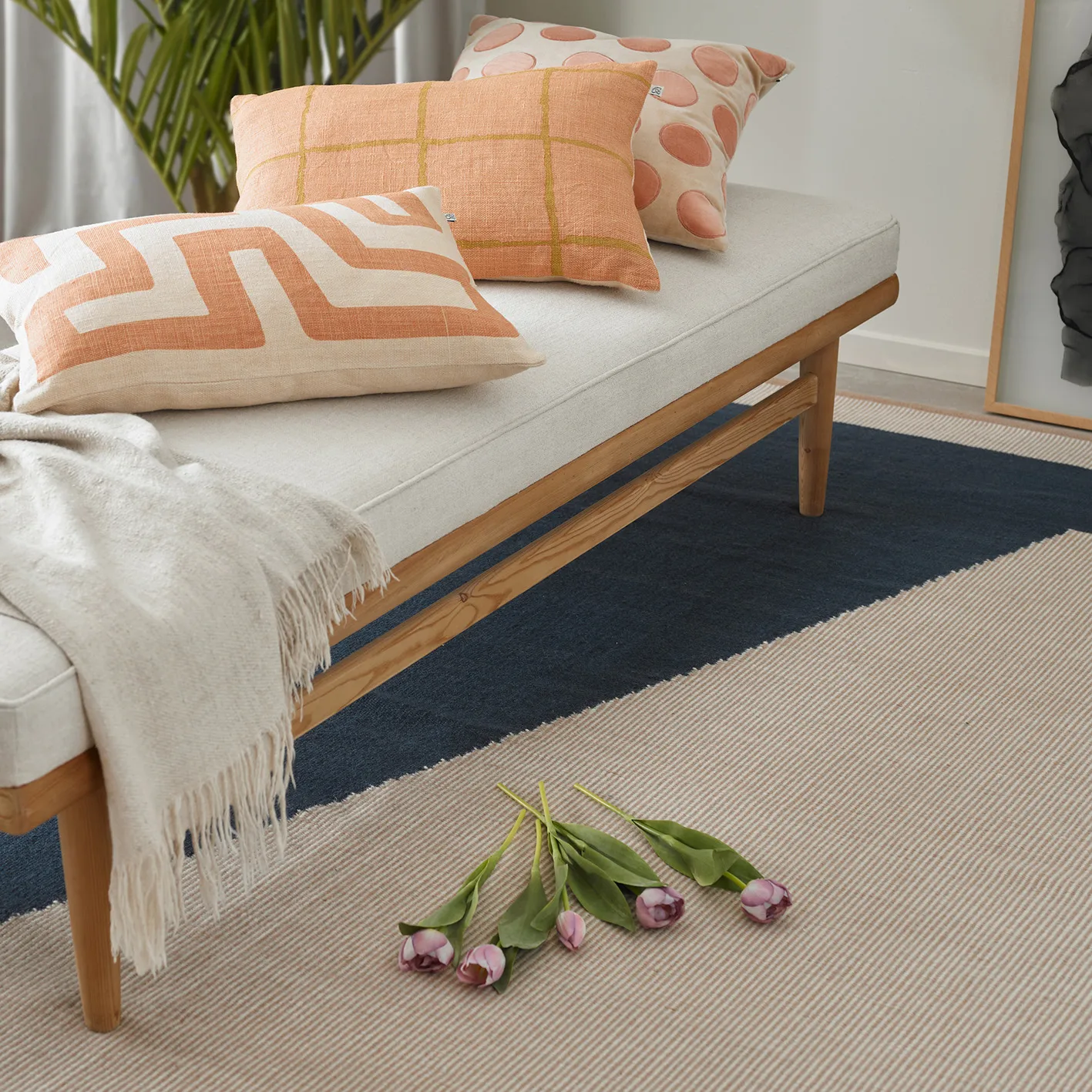 Una wollen vloerkleed 230x320 cm, Dark blue-beige-off white Chhatwal & Jonsson