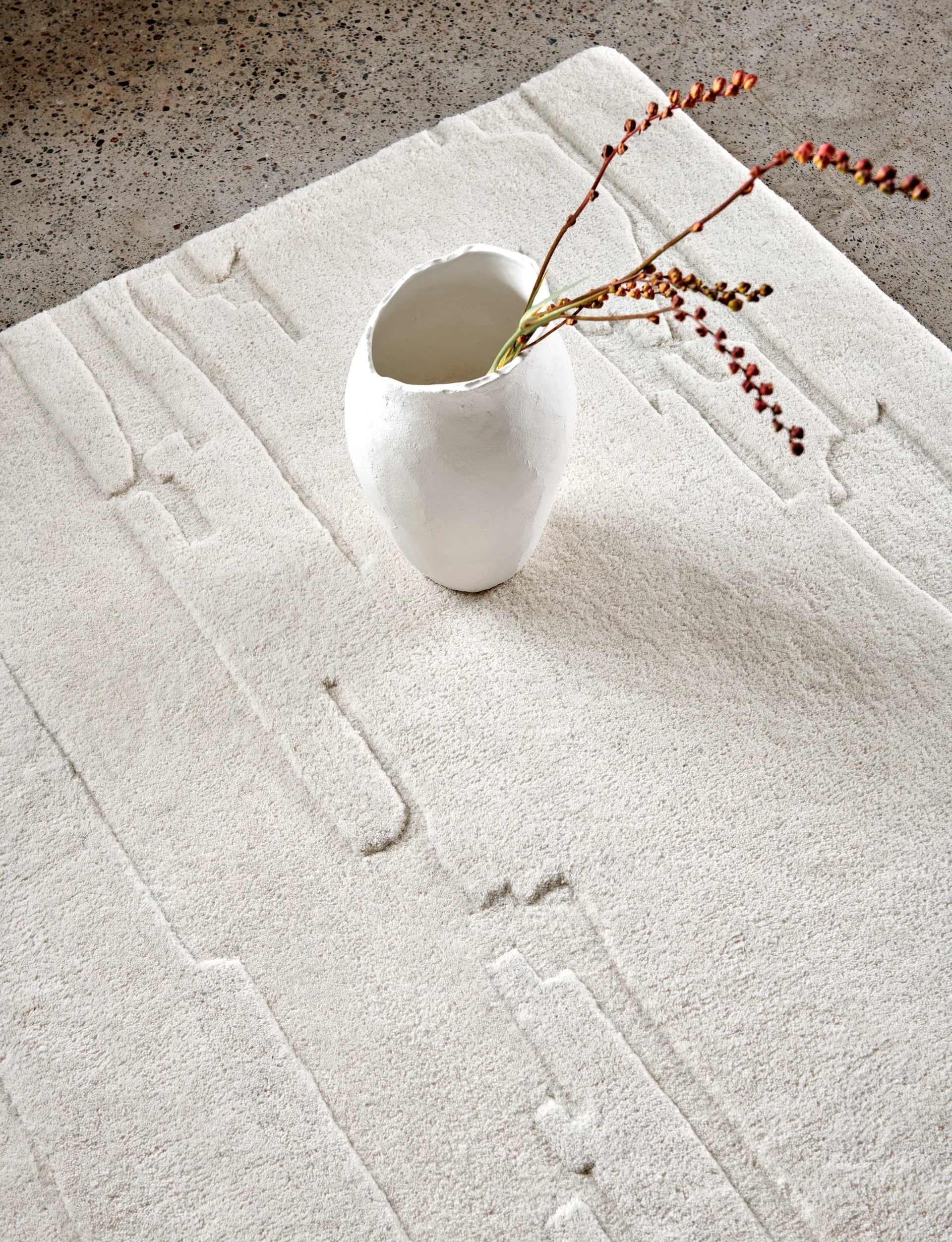 Carved wollen vloerkleed 250x350 cm, Ivory Classic Collection