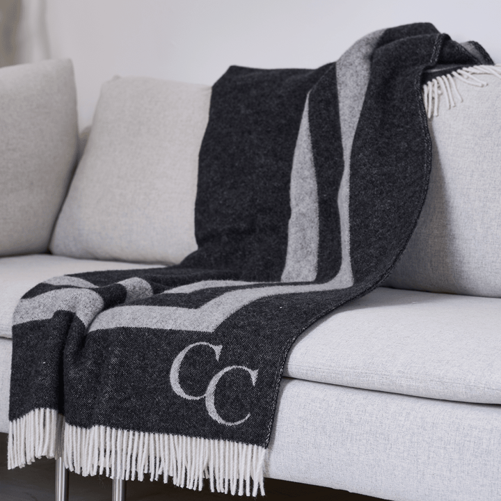 Monogram wollen plaid 130x200 cm, Zwart Classic Collection