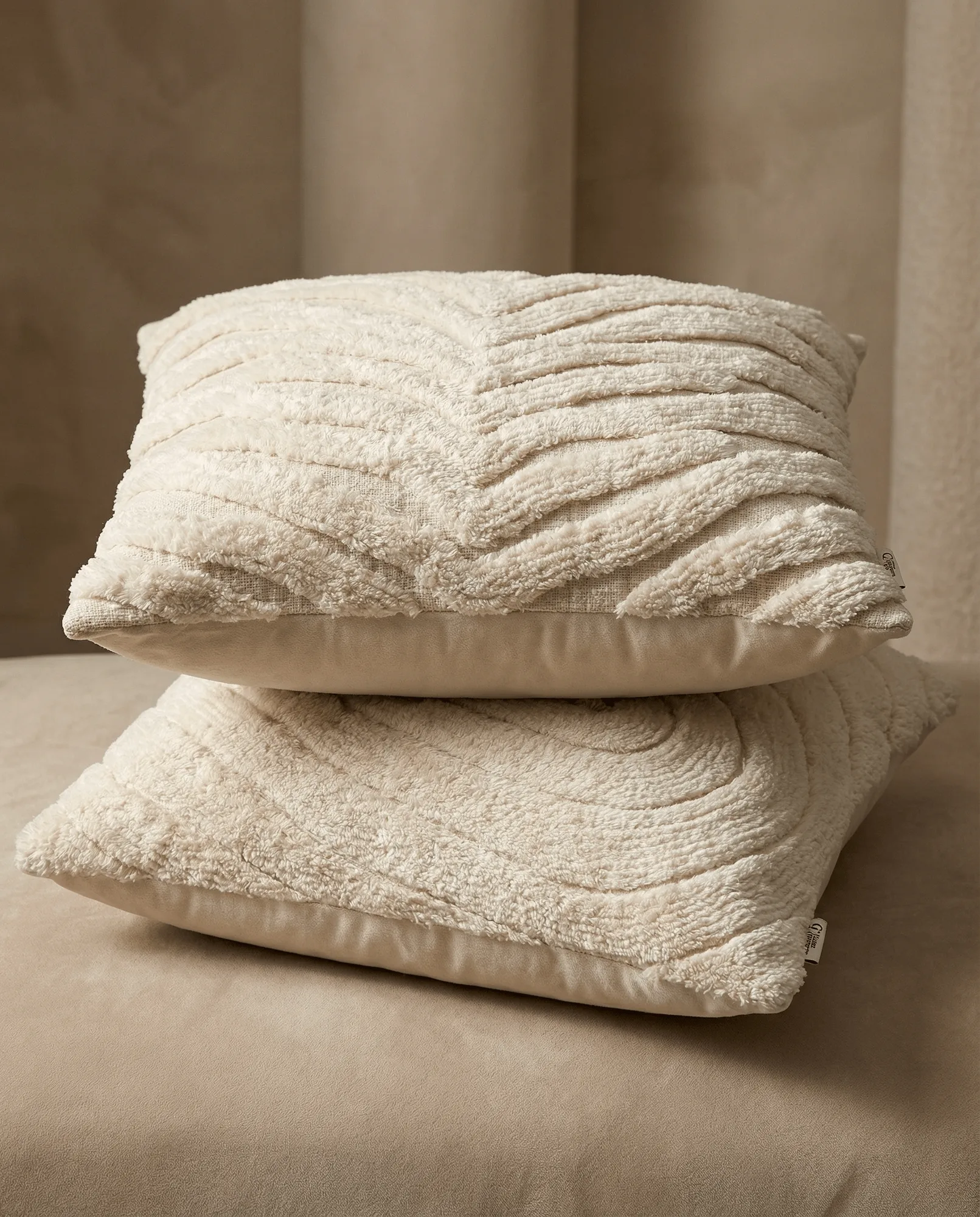 Zebra Tuft kussenhoes, Off white, 50x50 cm Classic Collection