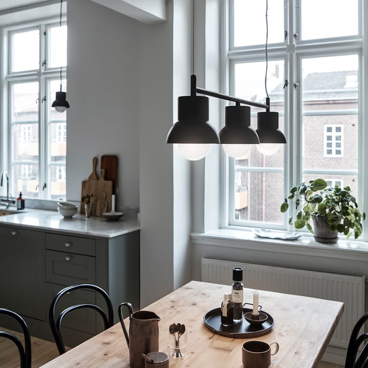 Down Long hanglamp, Zwart CO Bankeryd
