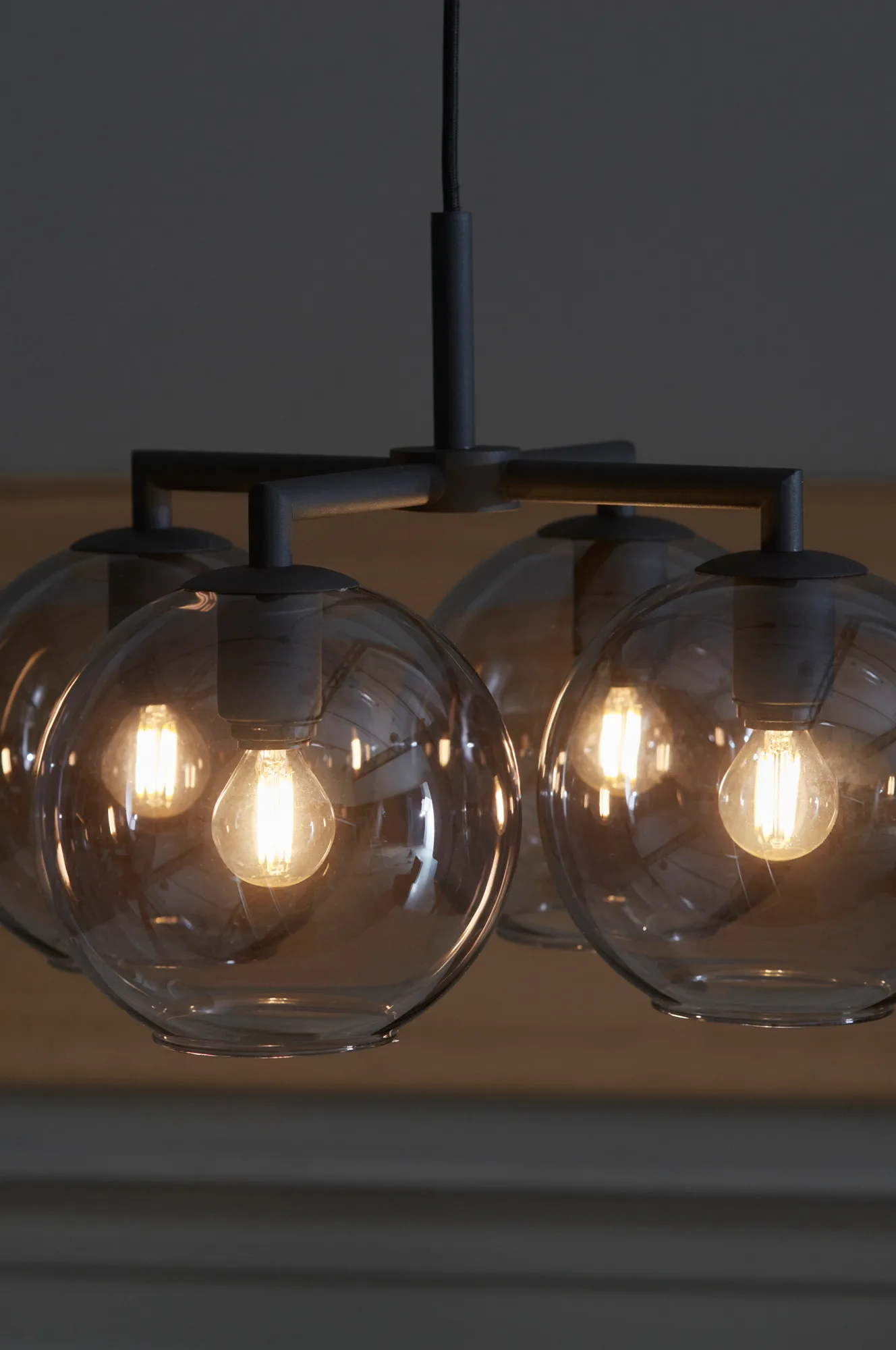 Ture hanglamp 30 cm, Zwart-rookkleurig glas CO Bankeryd