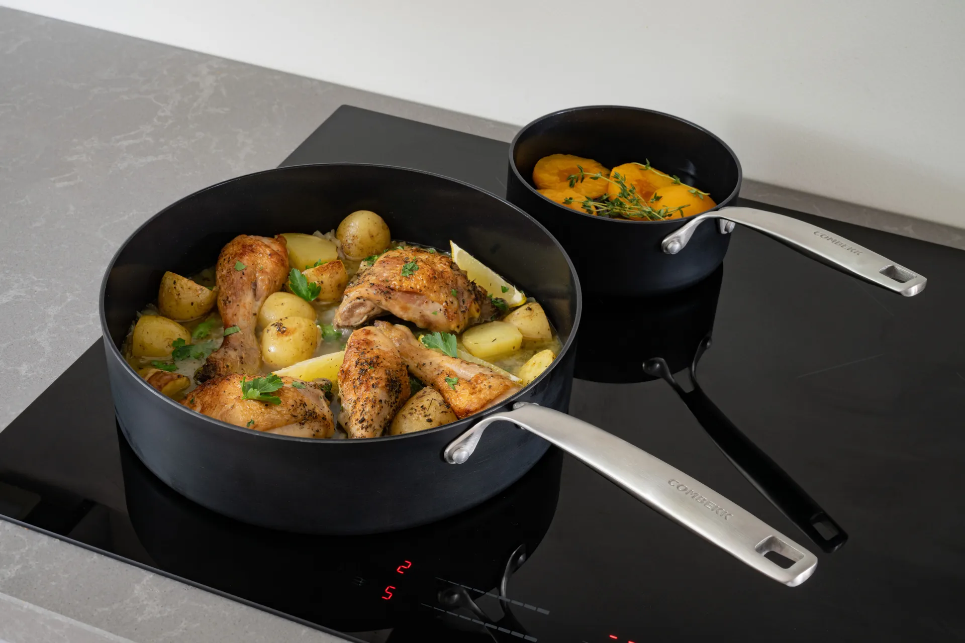 Combekk Element steelpan met deksel aluminium zwart, Ø18 cm Combekk