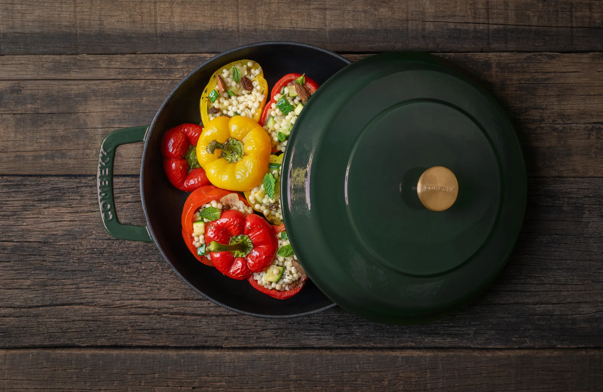 Combekk geëmailleerde sauteerpan gietijzer Ø28 cm, Holly Green-gold knob Combekk