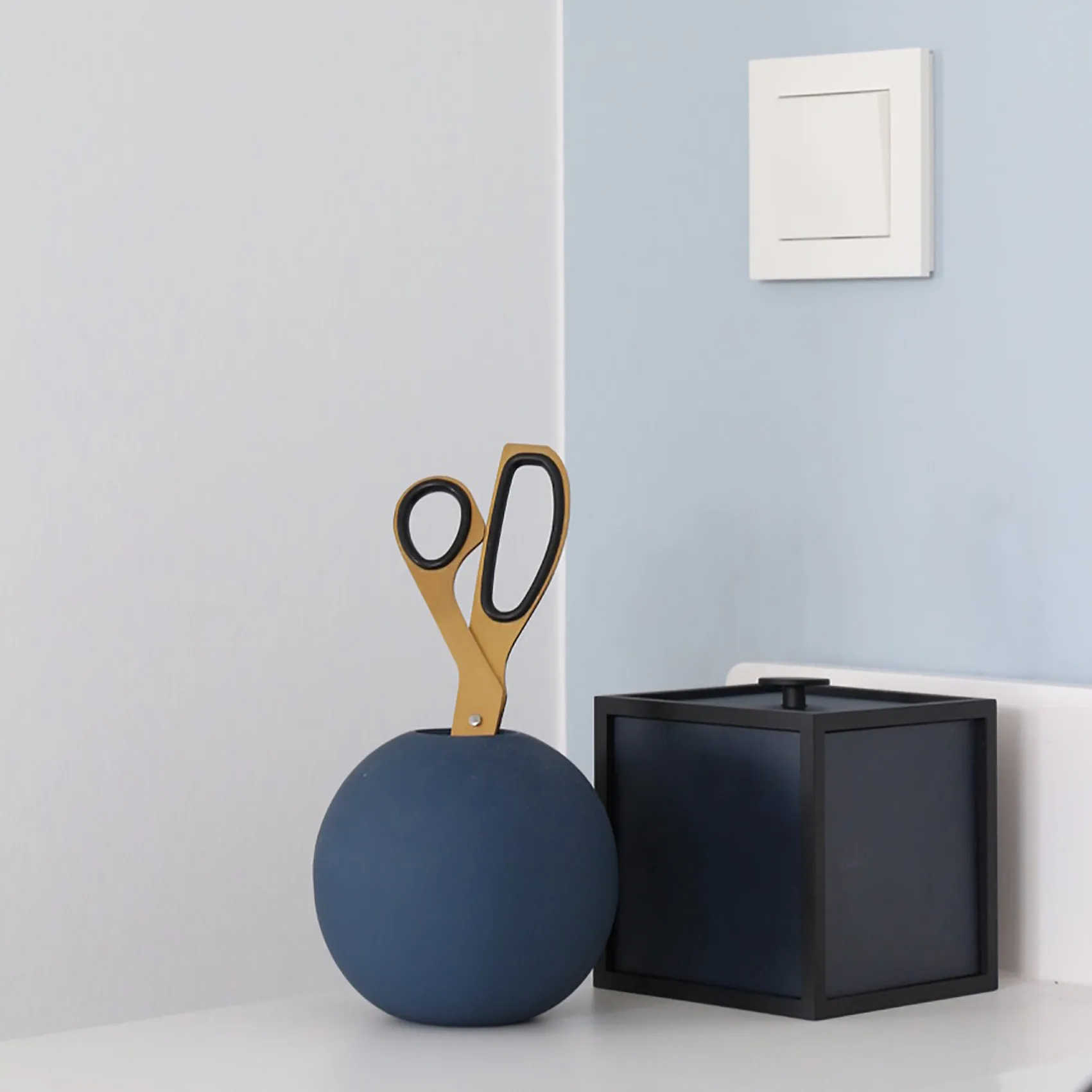 Ball vaas midnight blue, 10 cm Cooee Design