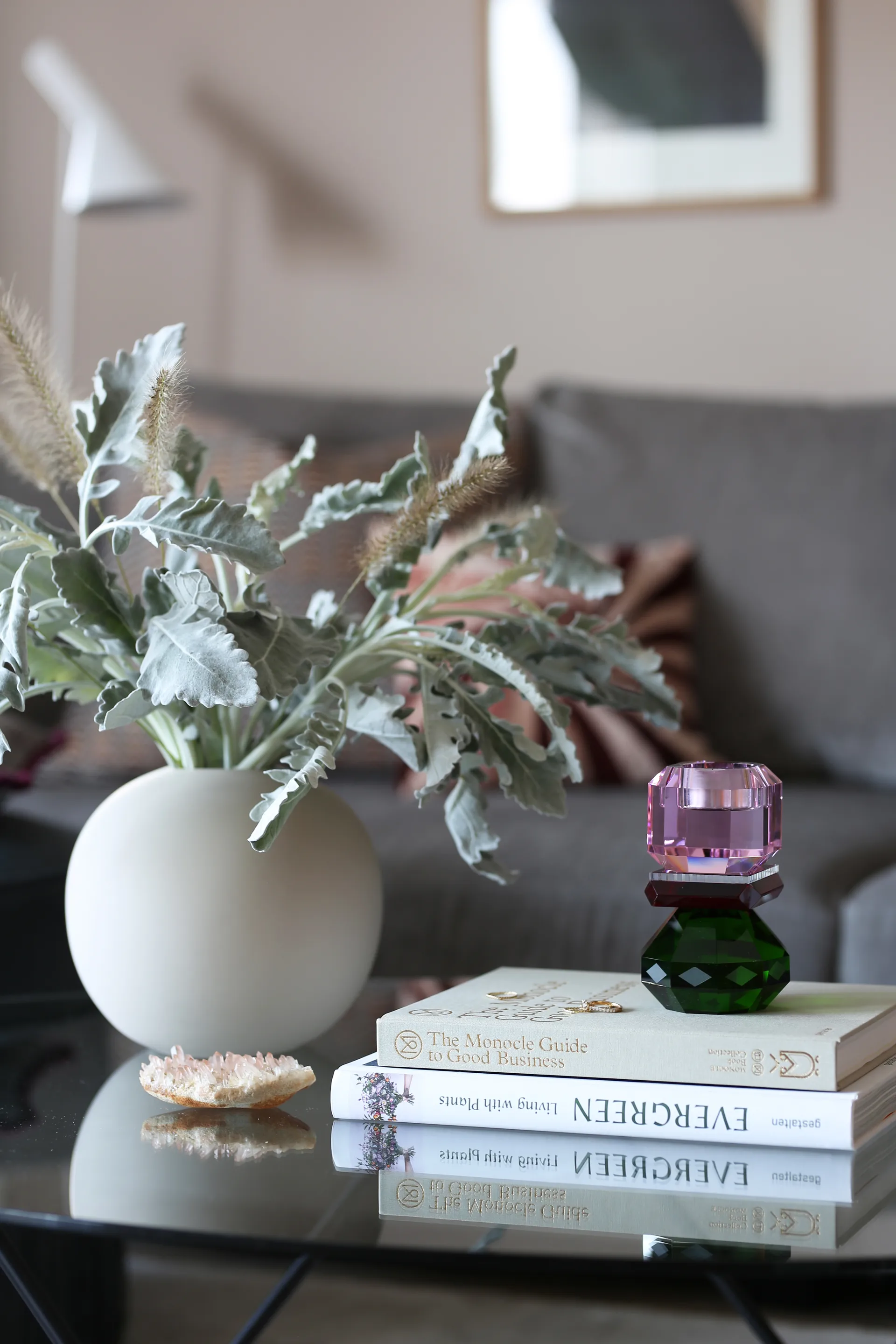 Ball vaas sand, 20 cm. Cooee Design