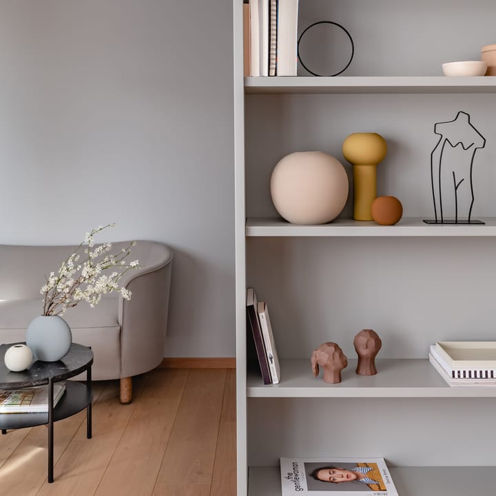 Benedict en Amal sculptuur, Earth Cooee Design