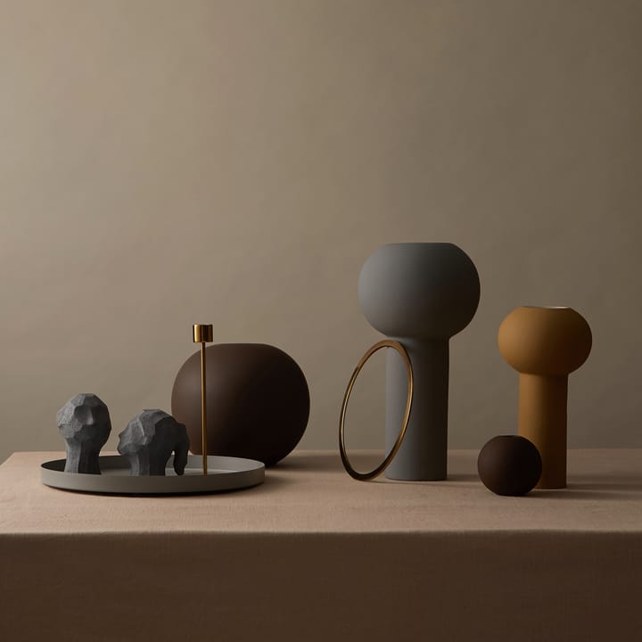 Benedict en Amal sculptuur, Graphite Cooee Design